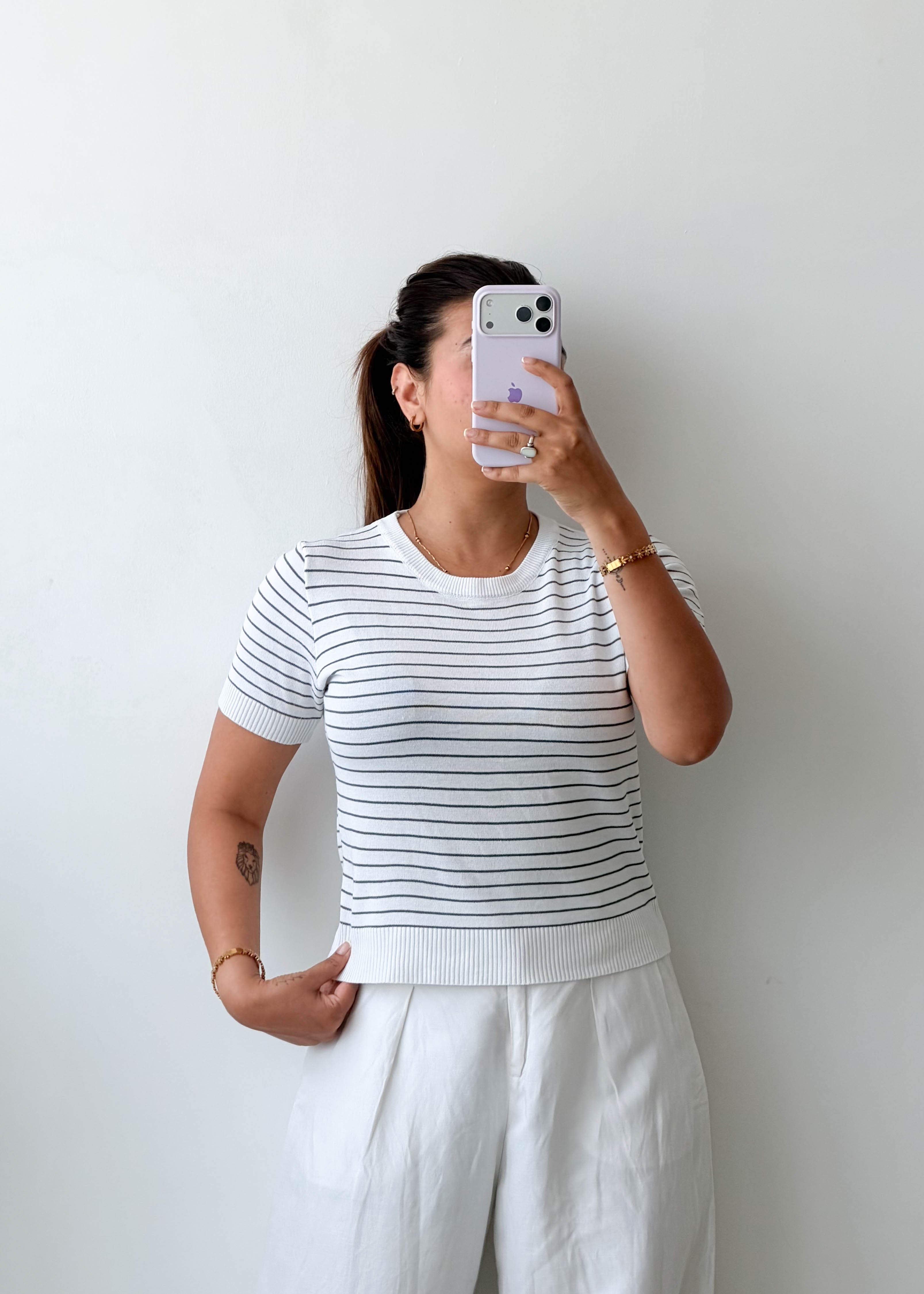 Size M-L White Stripe Fitted Top