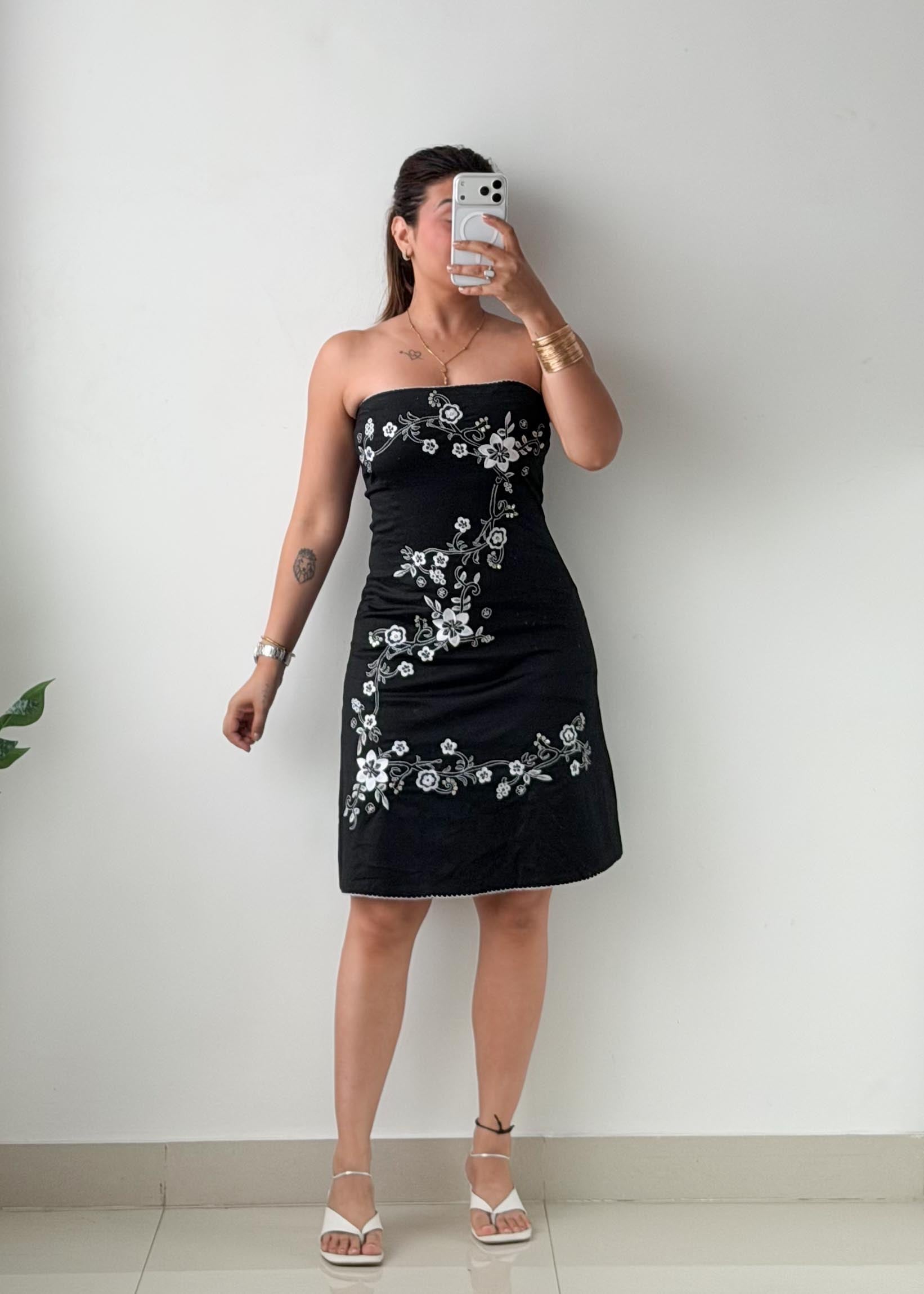 Size S-M Black Floral Embroidered Strapless Mini Dress