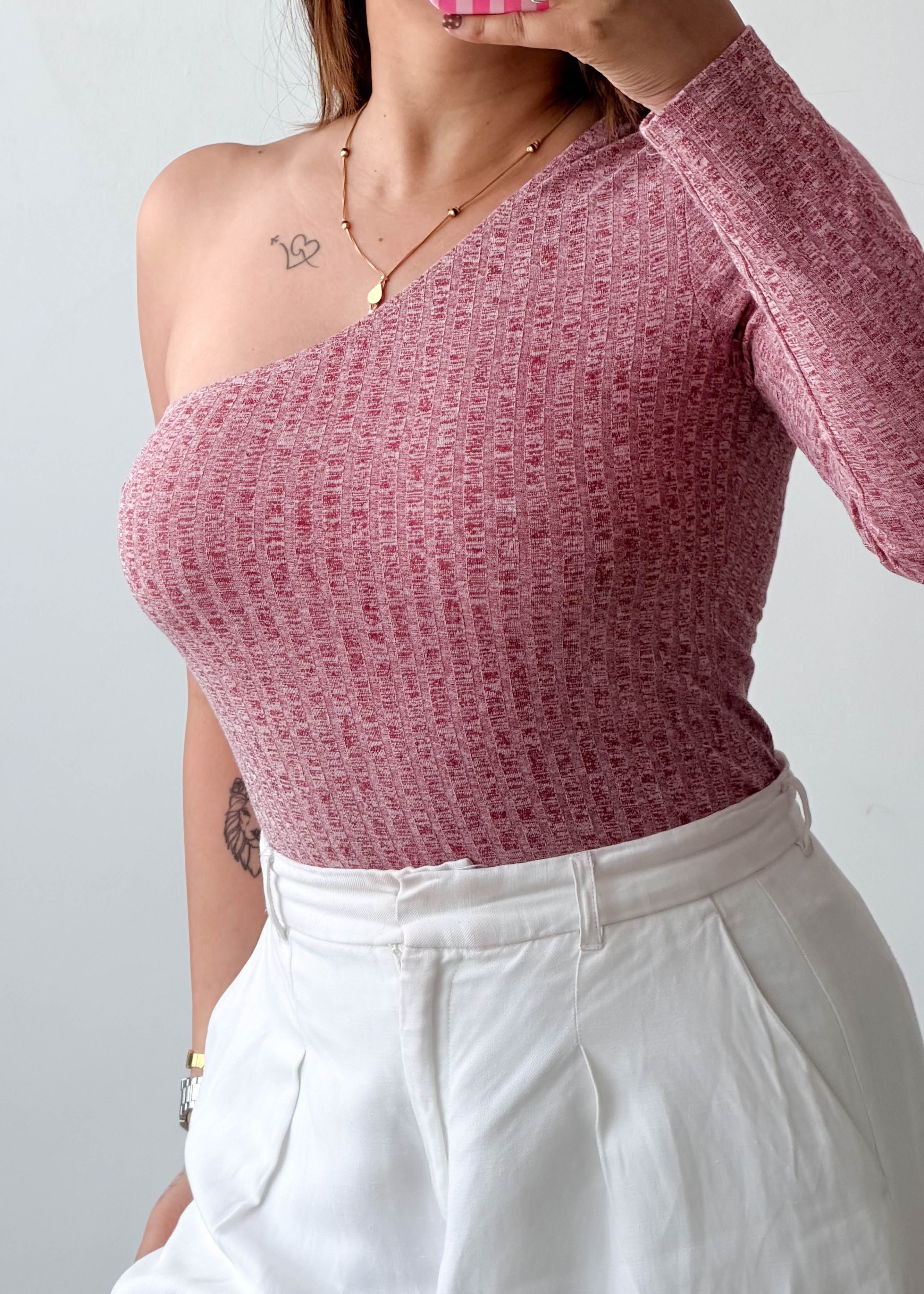Size M-L Rose One-Shoulder Knit Bodysuit
