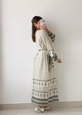 Size M-L Ivory Printed Belted Maxi Dress