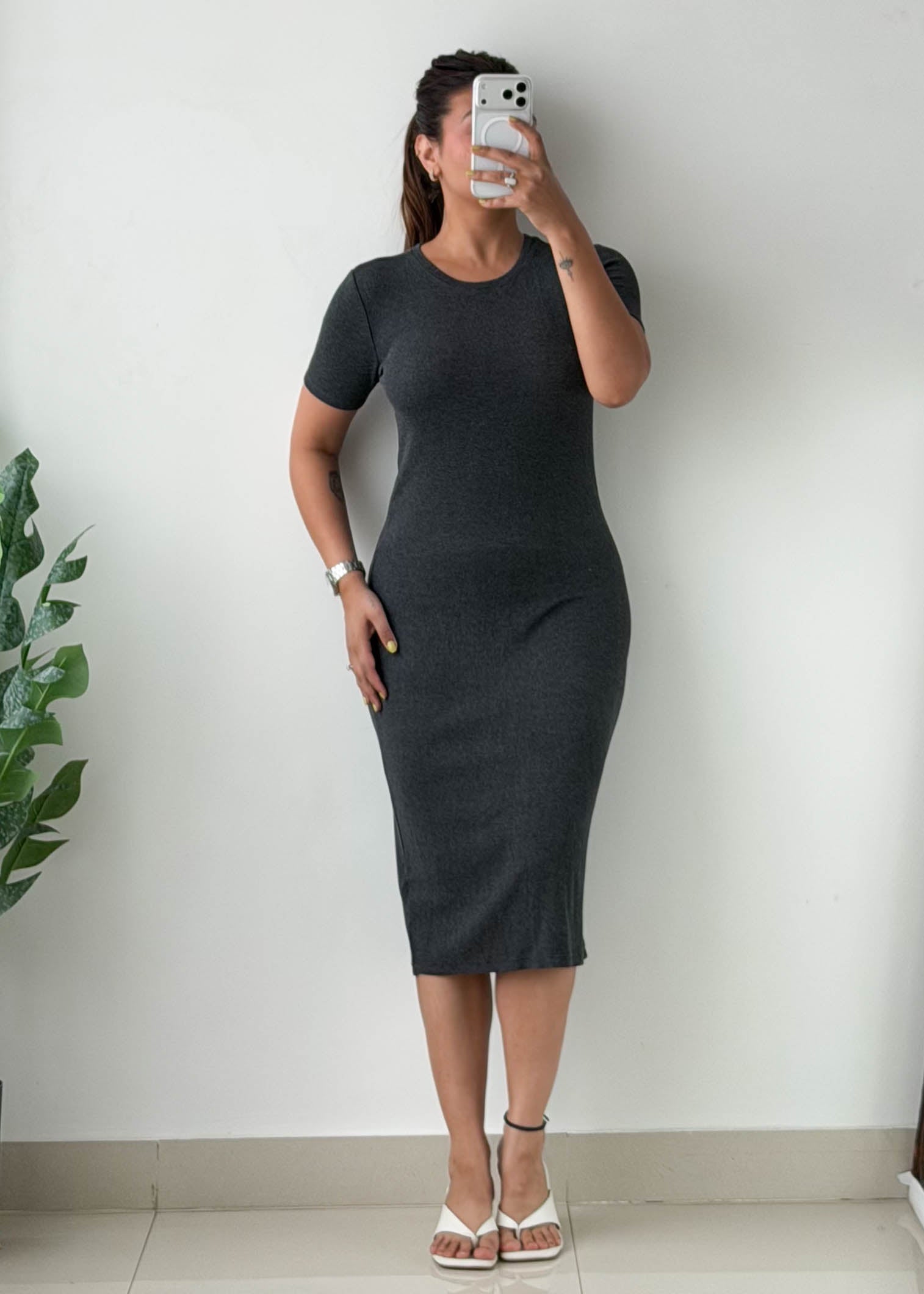 Size S-M Charcoal Grey Ribbed Midi Dress