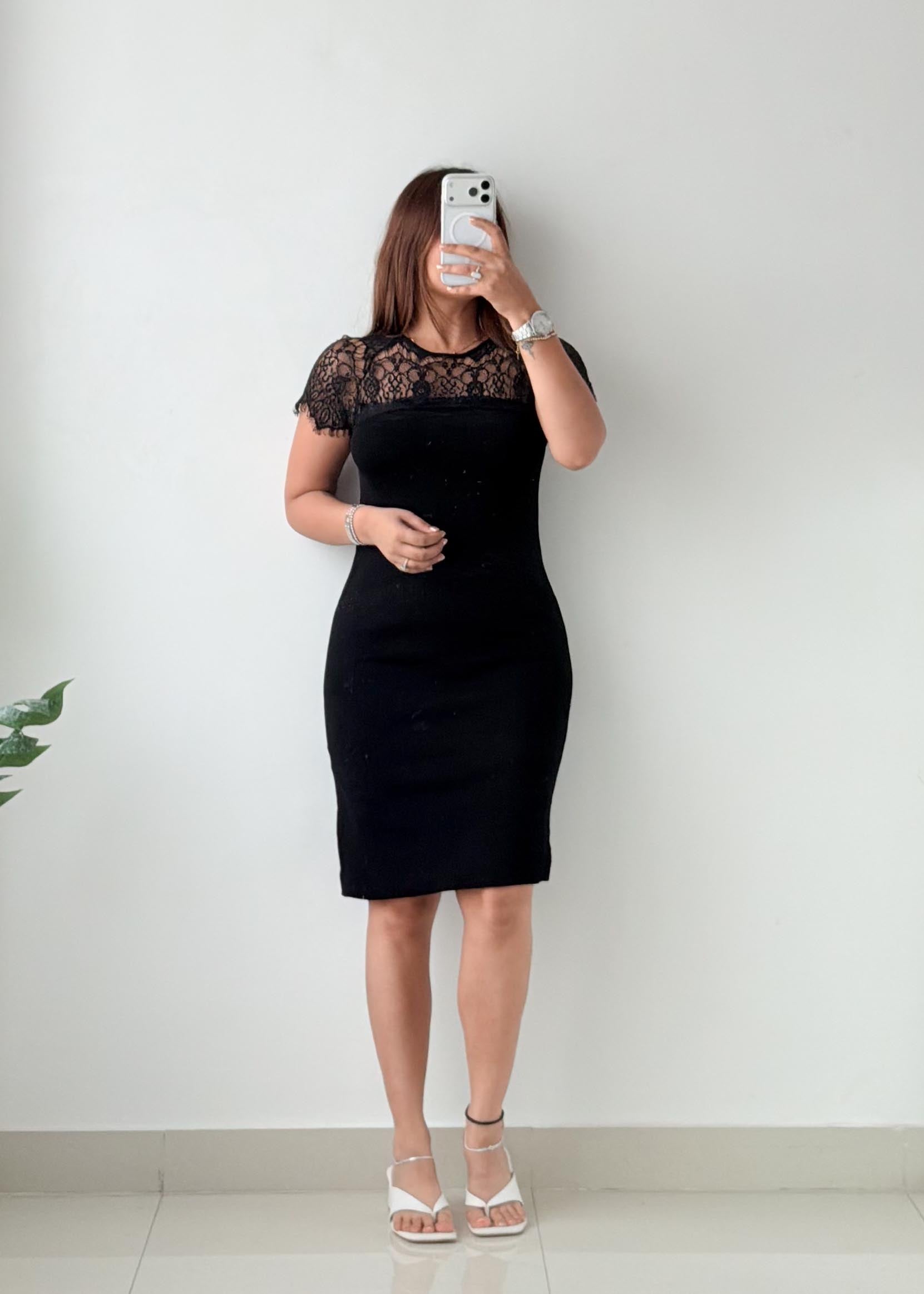 Size S-M Black Lace Yoke Bodycon Dress