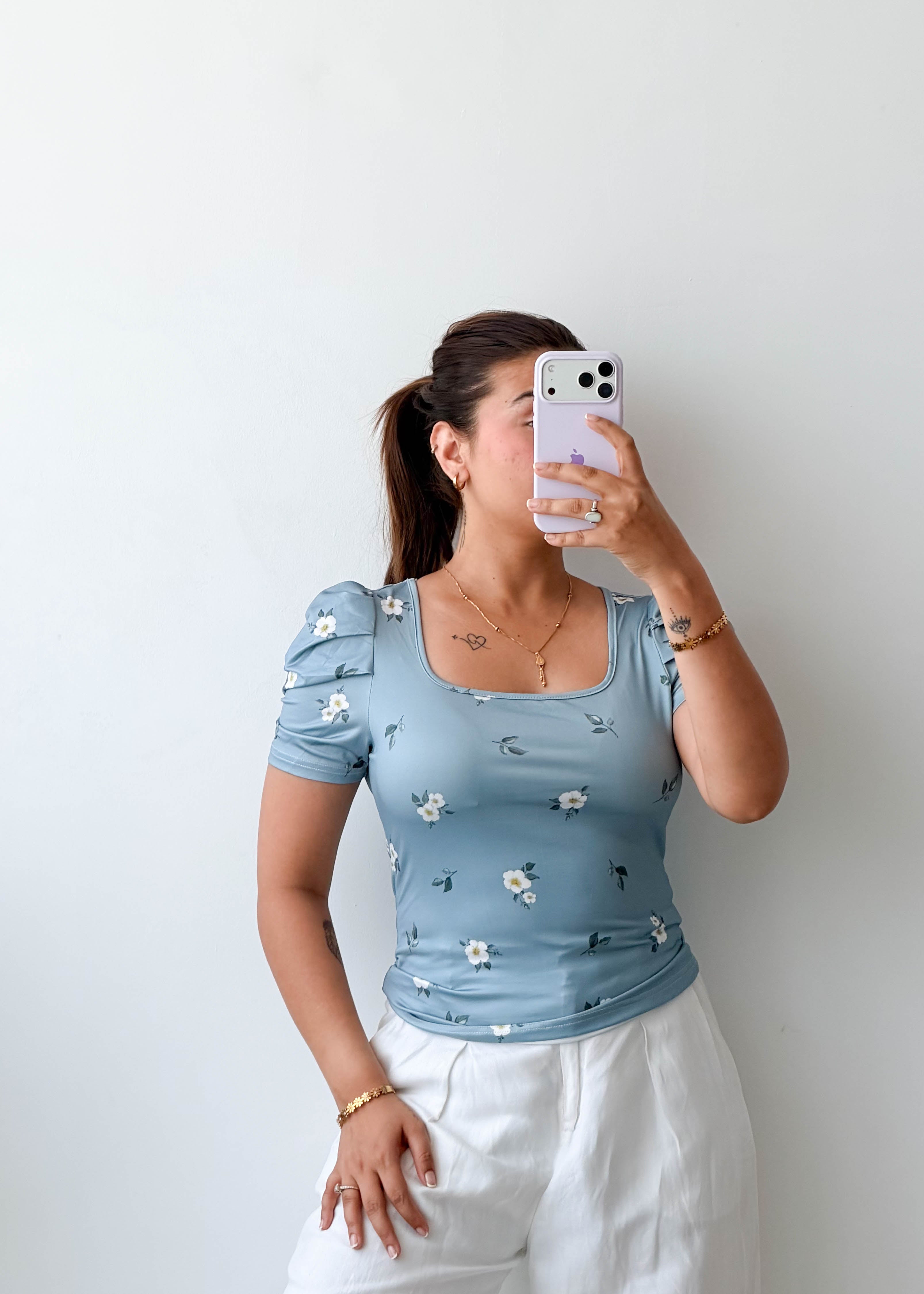 Size S-M Blue Floral Puff Sleeve Top