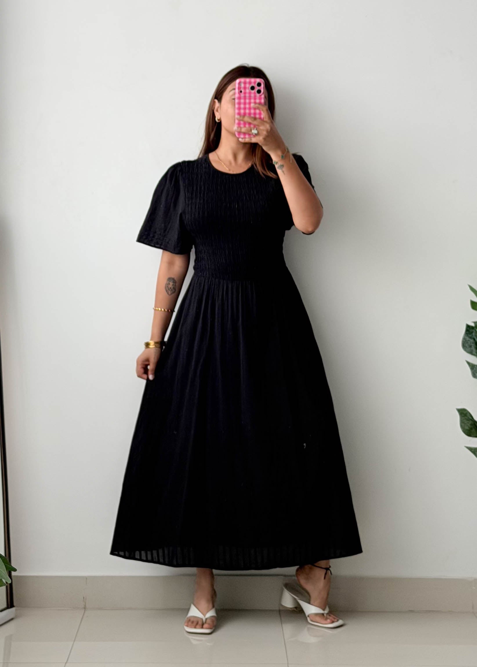 Size L-XL Black Textured Maxi Dress