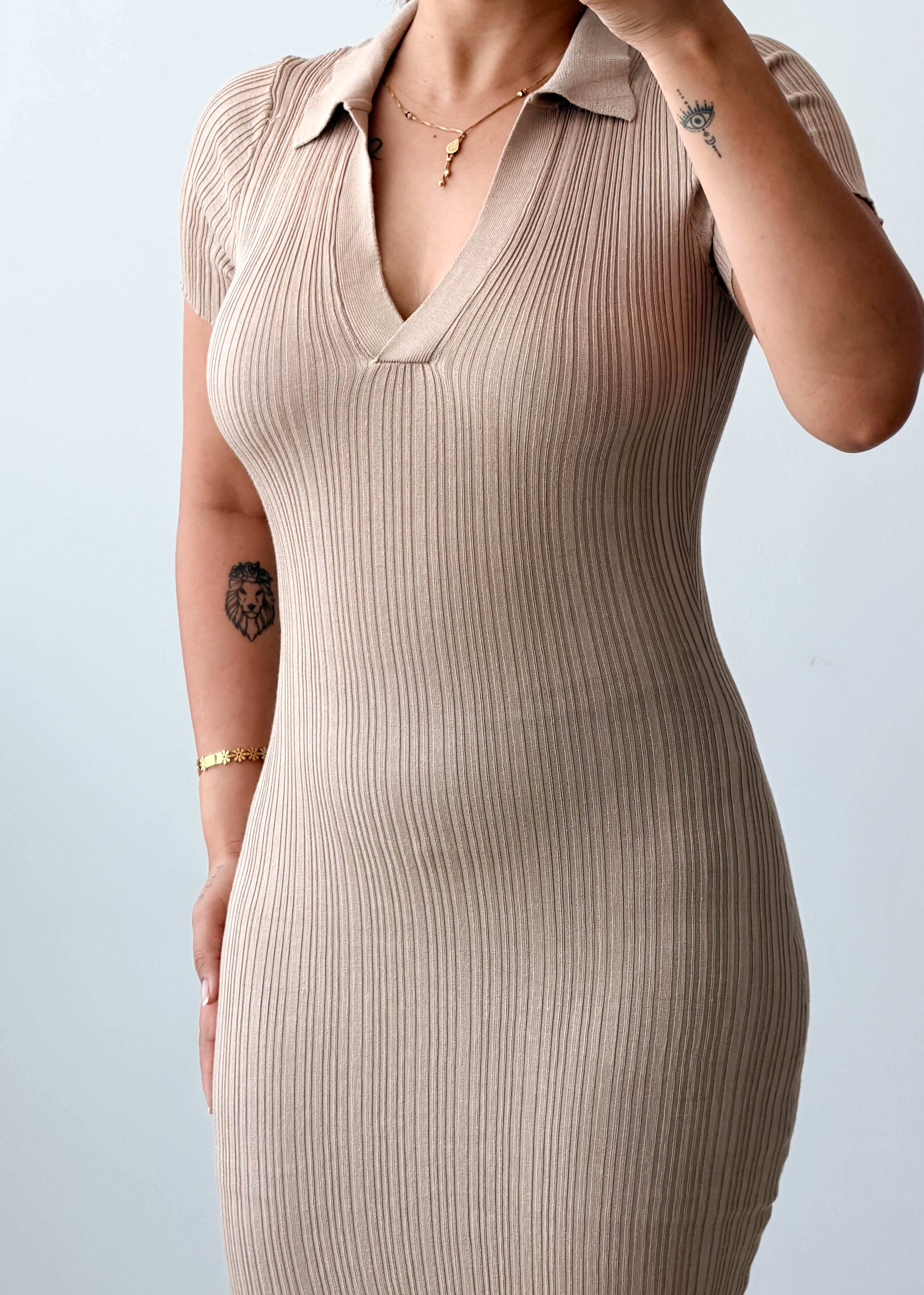 Size XS-S Beige Ribbed Midi Dress