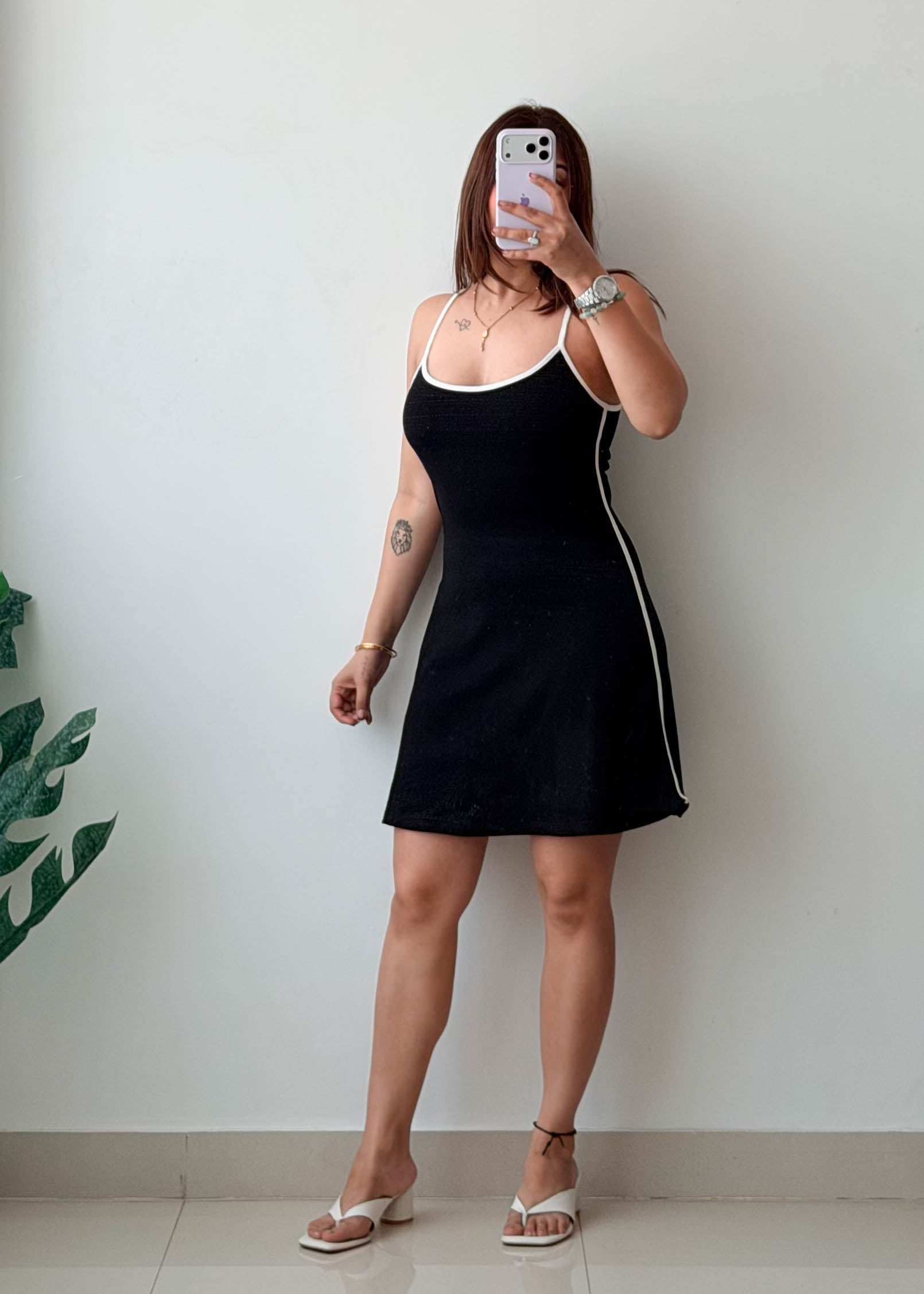 Size S-M Black Contrast Trim Mini Dress