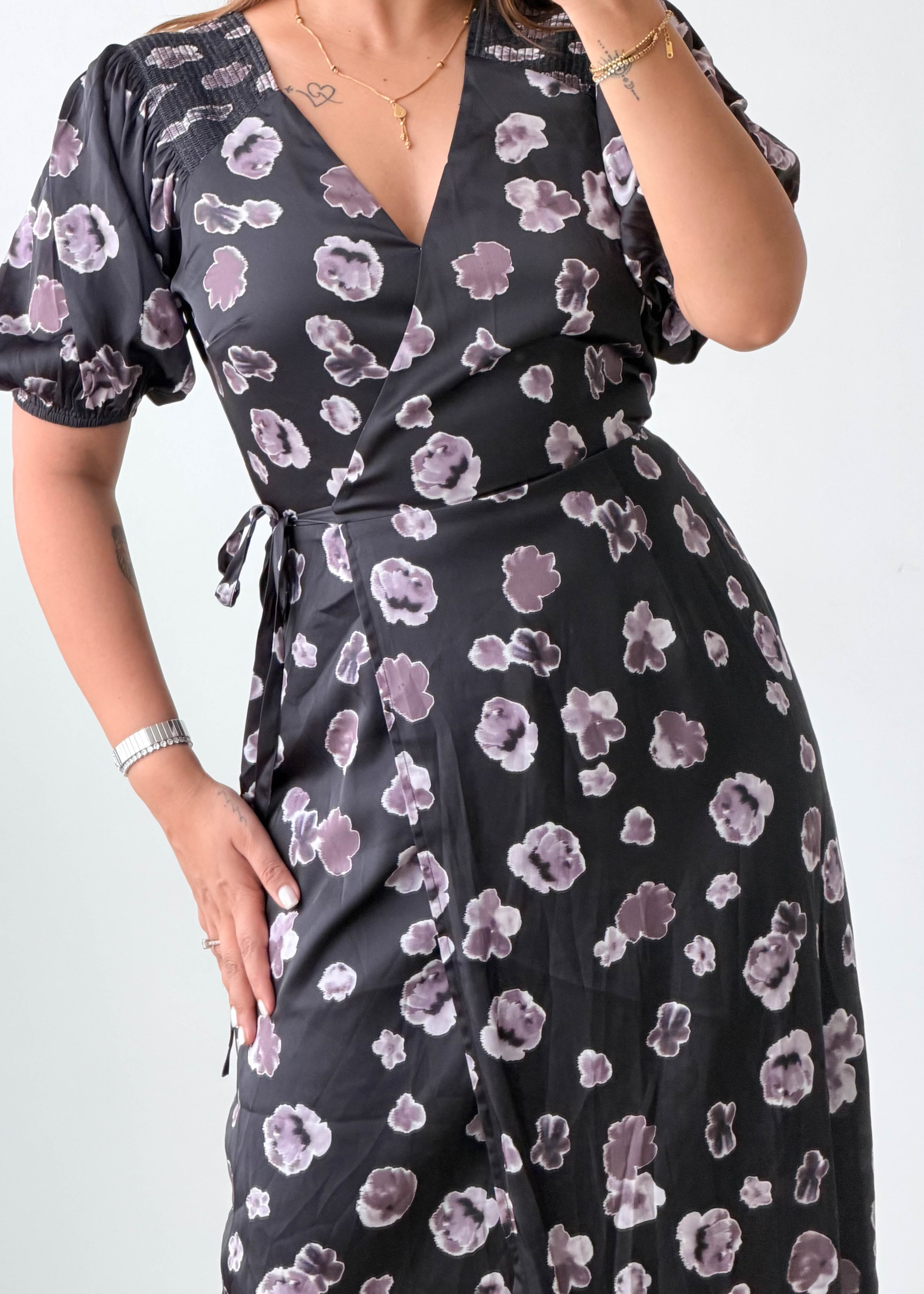 Size S-M Black Floral Printed Midi Dress