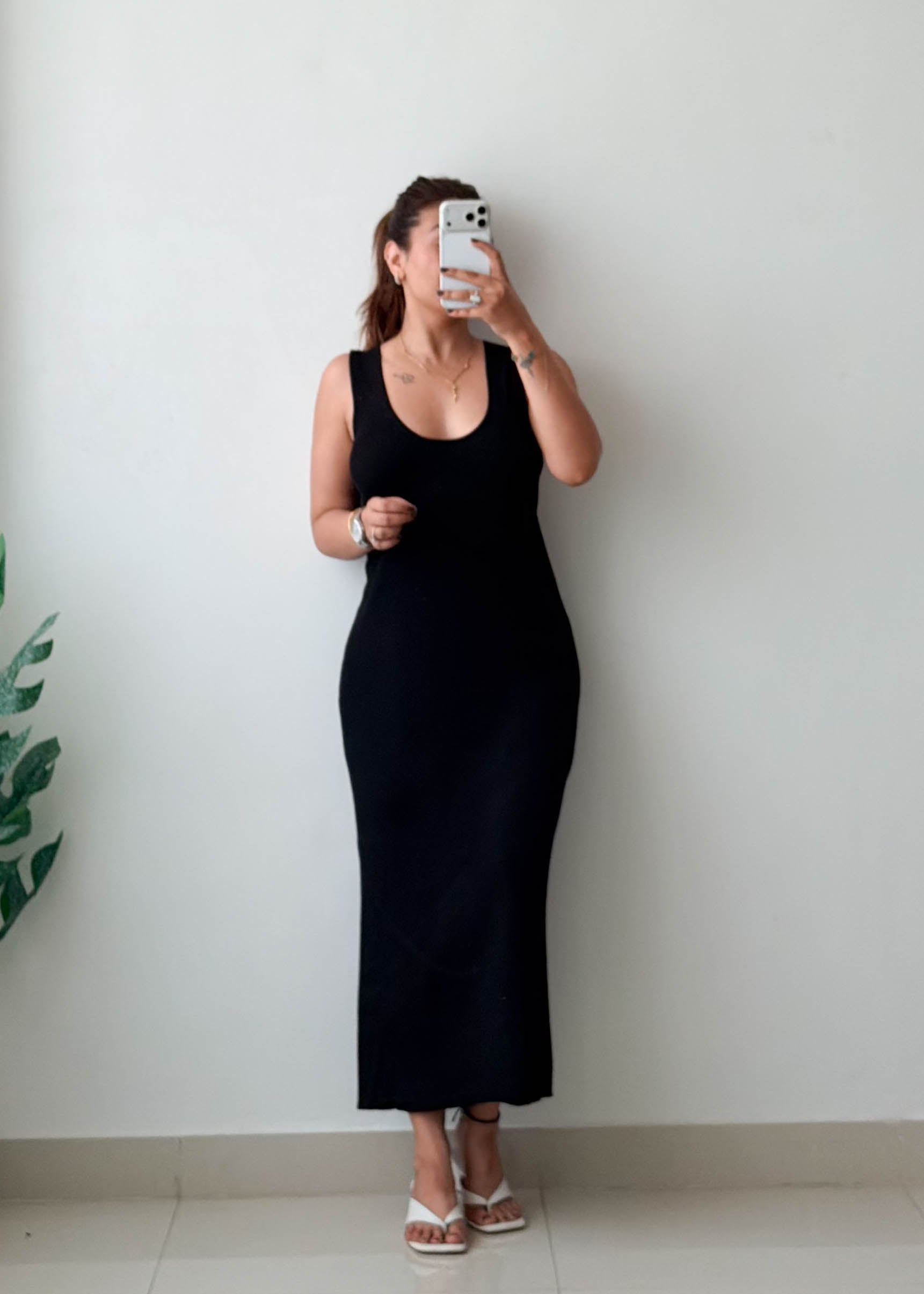 Size L-XL Black Sleeveless Maxi Dress