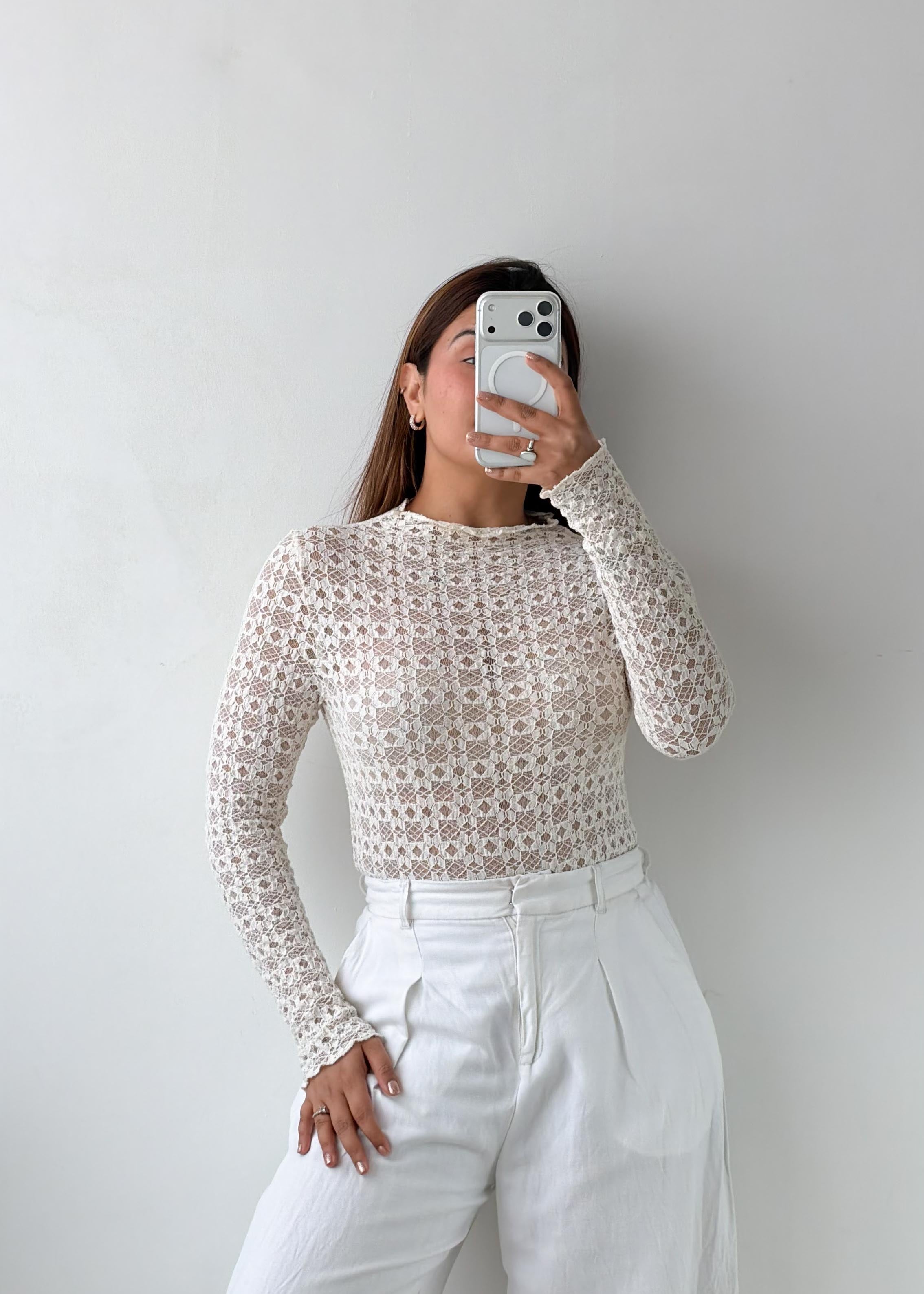 Size S-M White Floral Lace Top