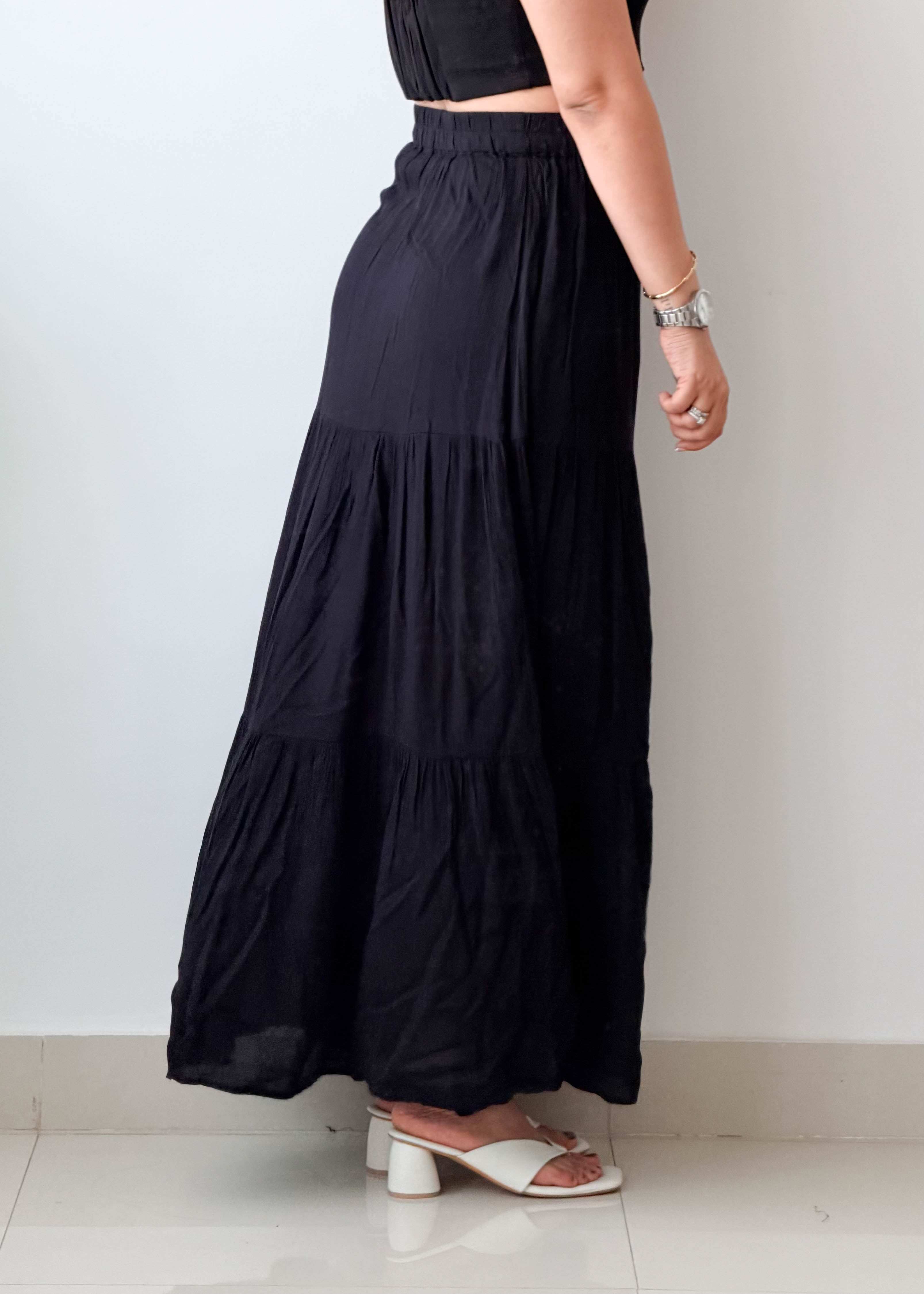 Waist 30-32 Black Tiered Maxi Skirt