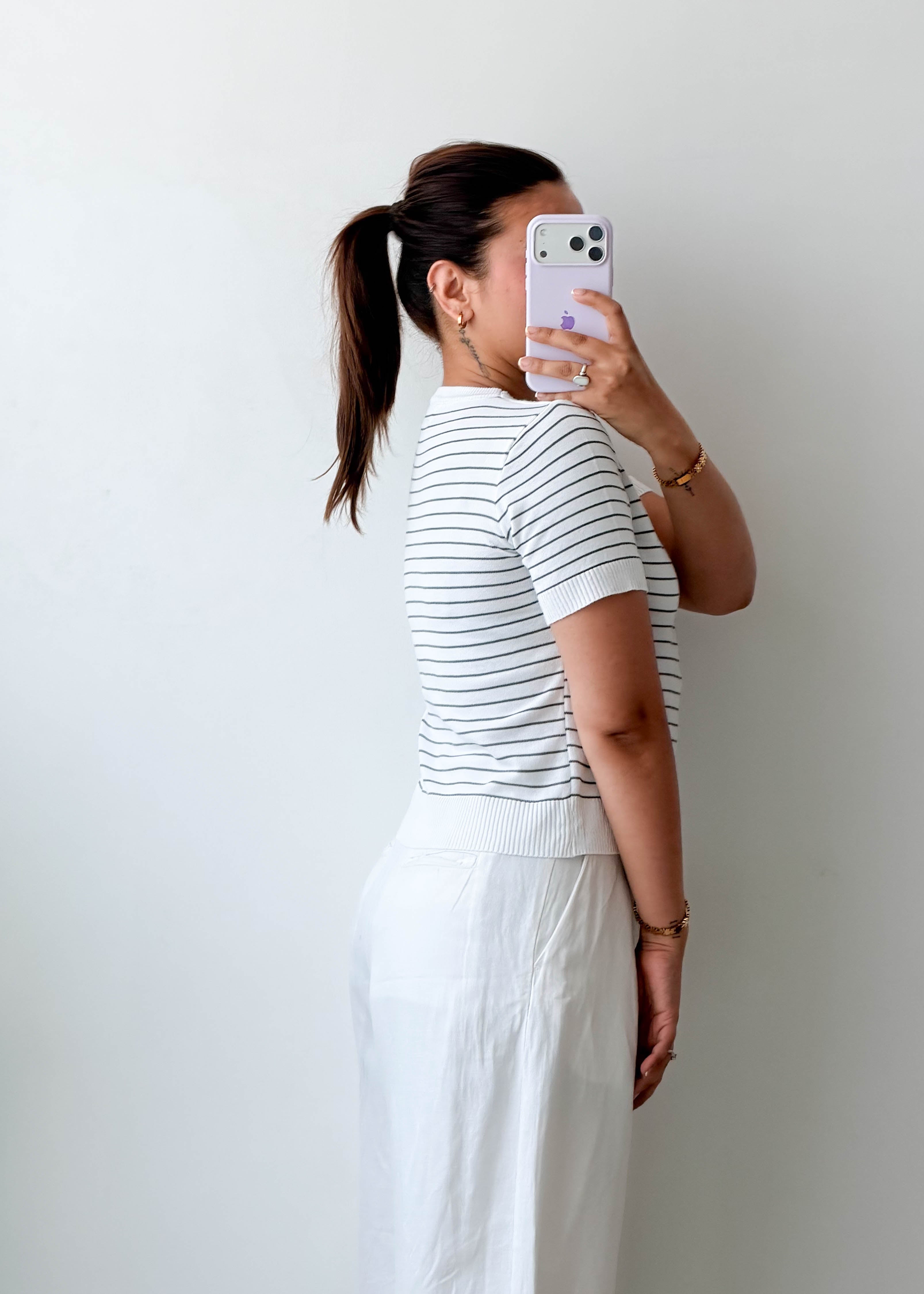 Size M-L White Stripe Fitted Top