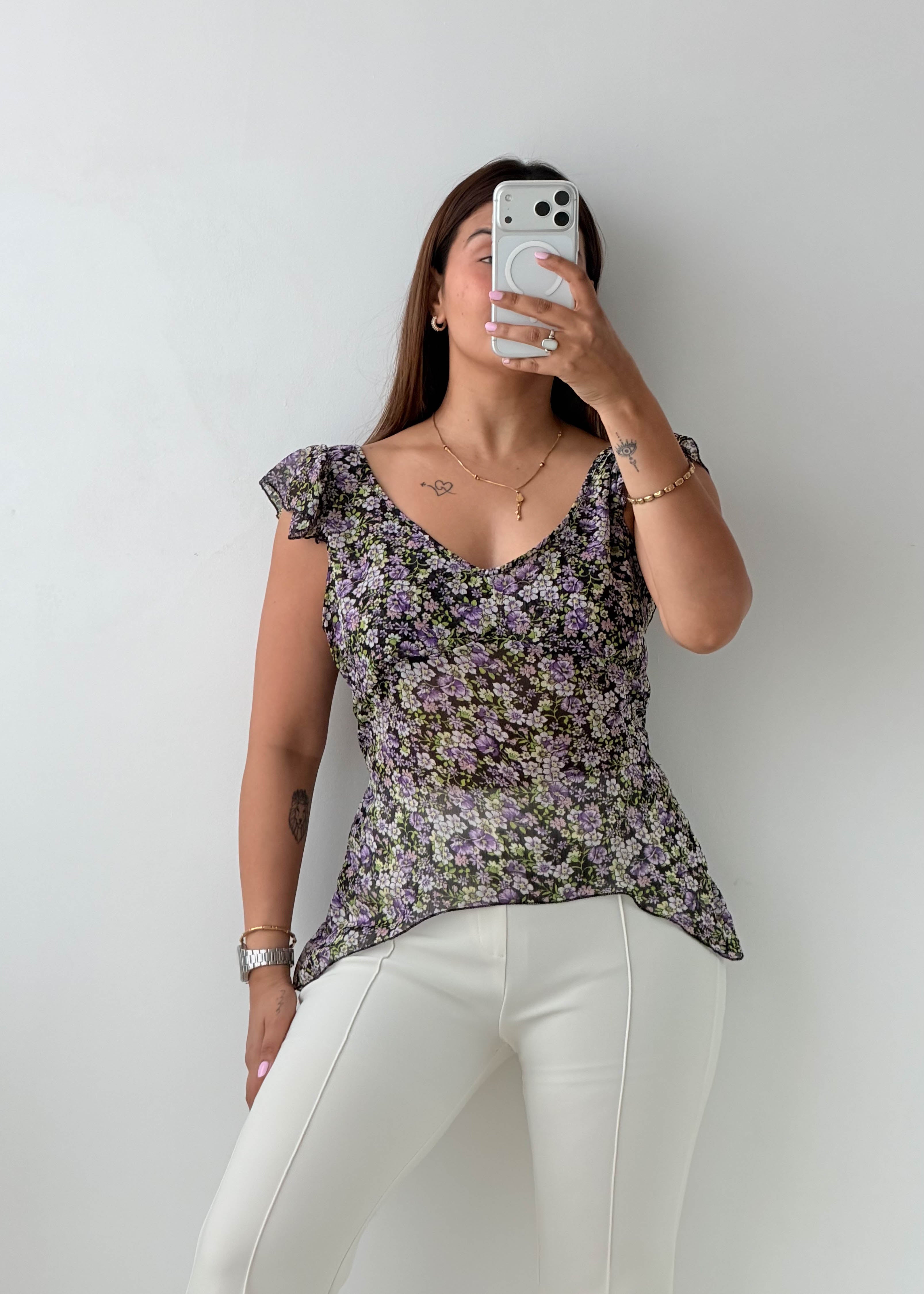 Size M-L Purple Floral Asymmetrical Top