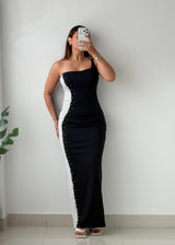 Size S-M Black & White Asymmetric Knit Maxi Dress