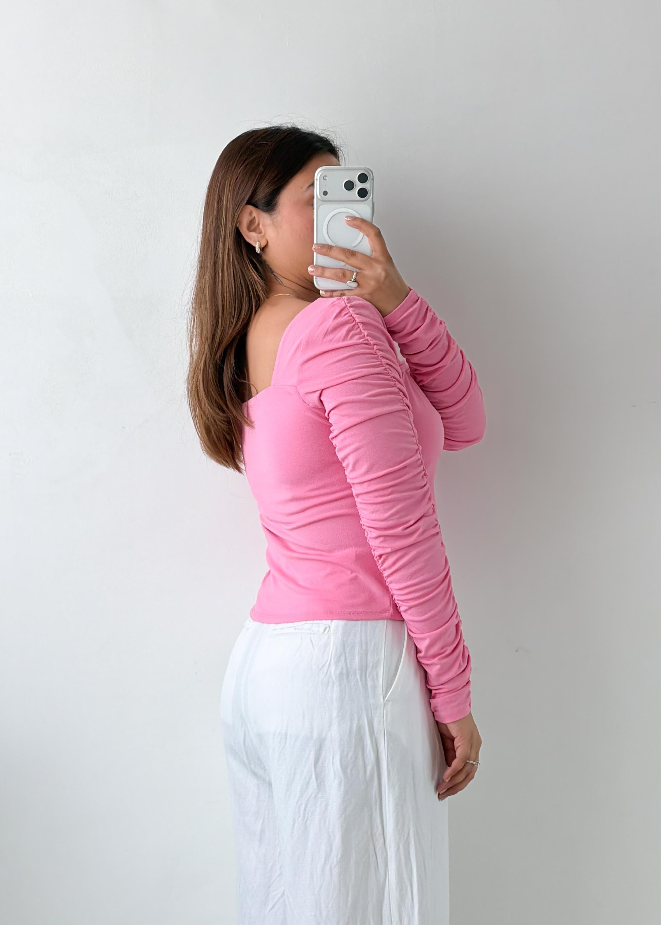 Size M-L Pink Square Neck Long Sleeve Top