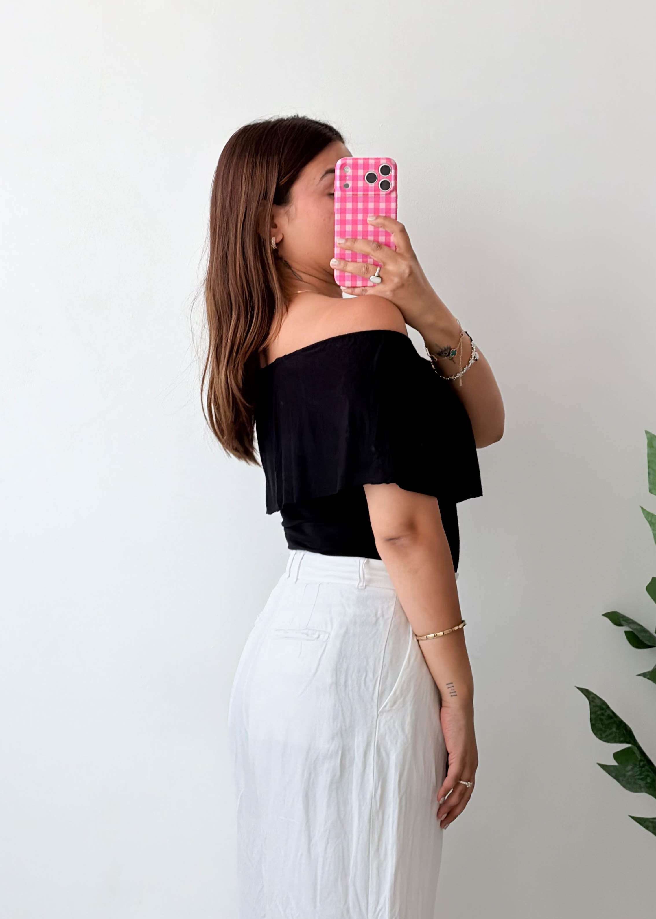 Size XS-S Black Off-Shoulder Ruffle Bodysuit