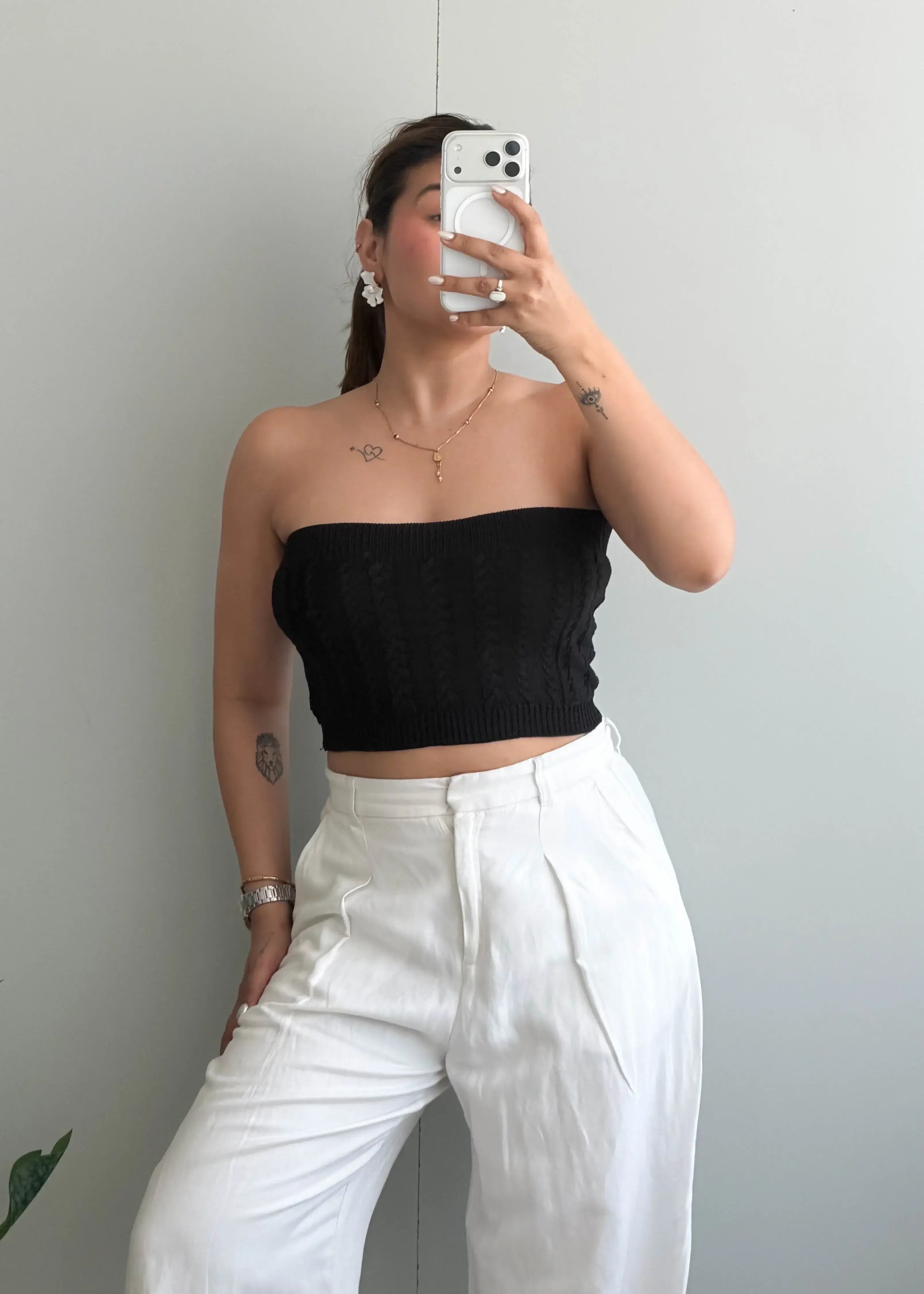 Size S-M, Black Strapless Crop Tube Top - Closet by Payal