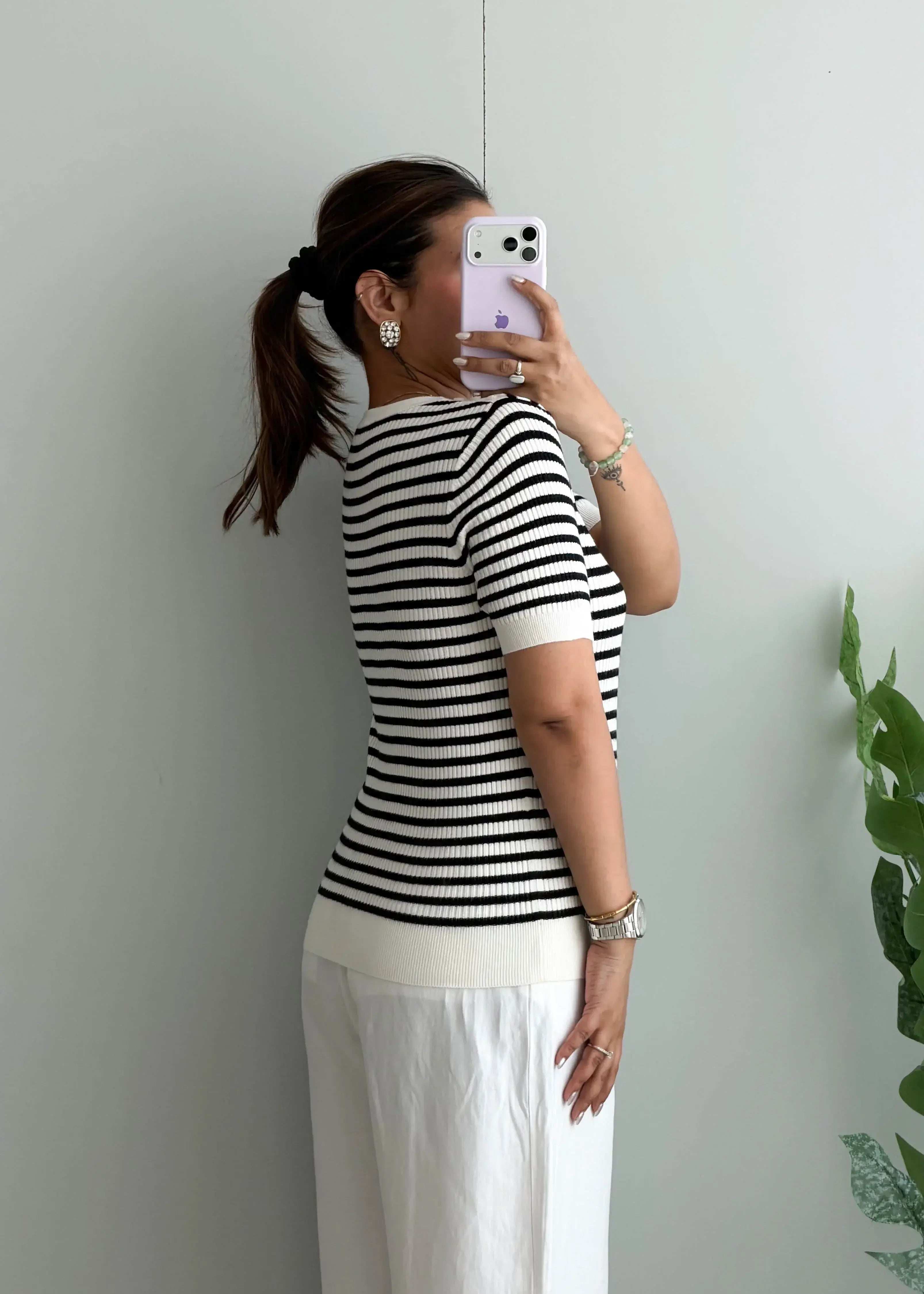Size M-L, Black & White Striped Half Sleeve Top - Closet by Payal