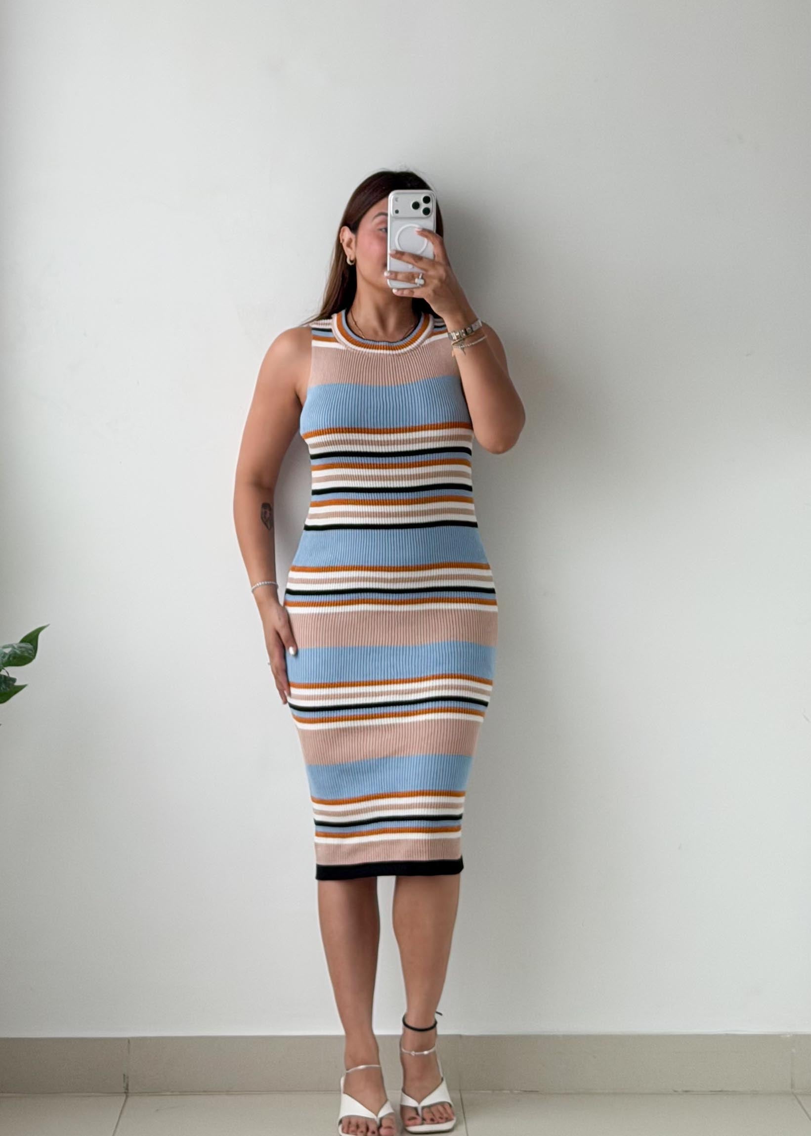 Size M-L Pastel Striped Ribbed Knit Midi Dress