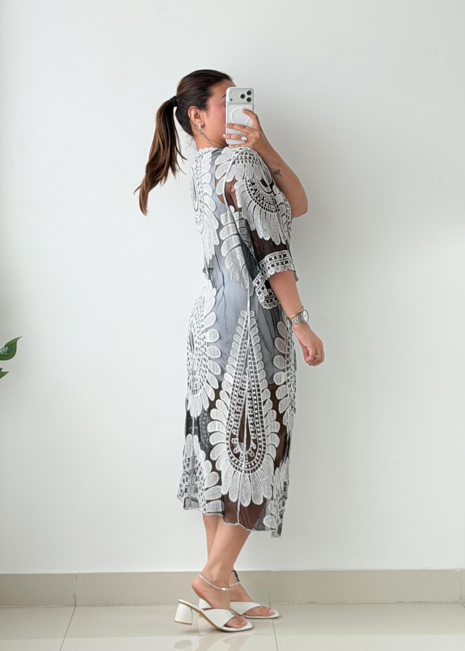 Free Size Black & White Mesh Lace Cover-Up