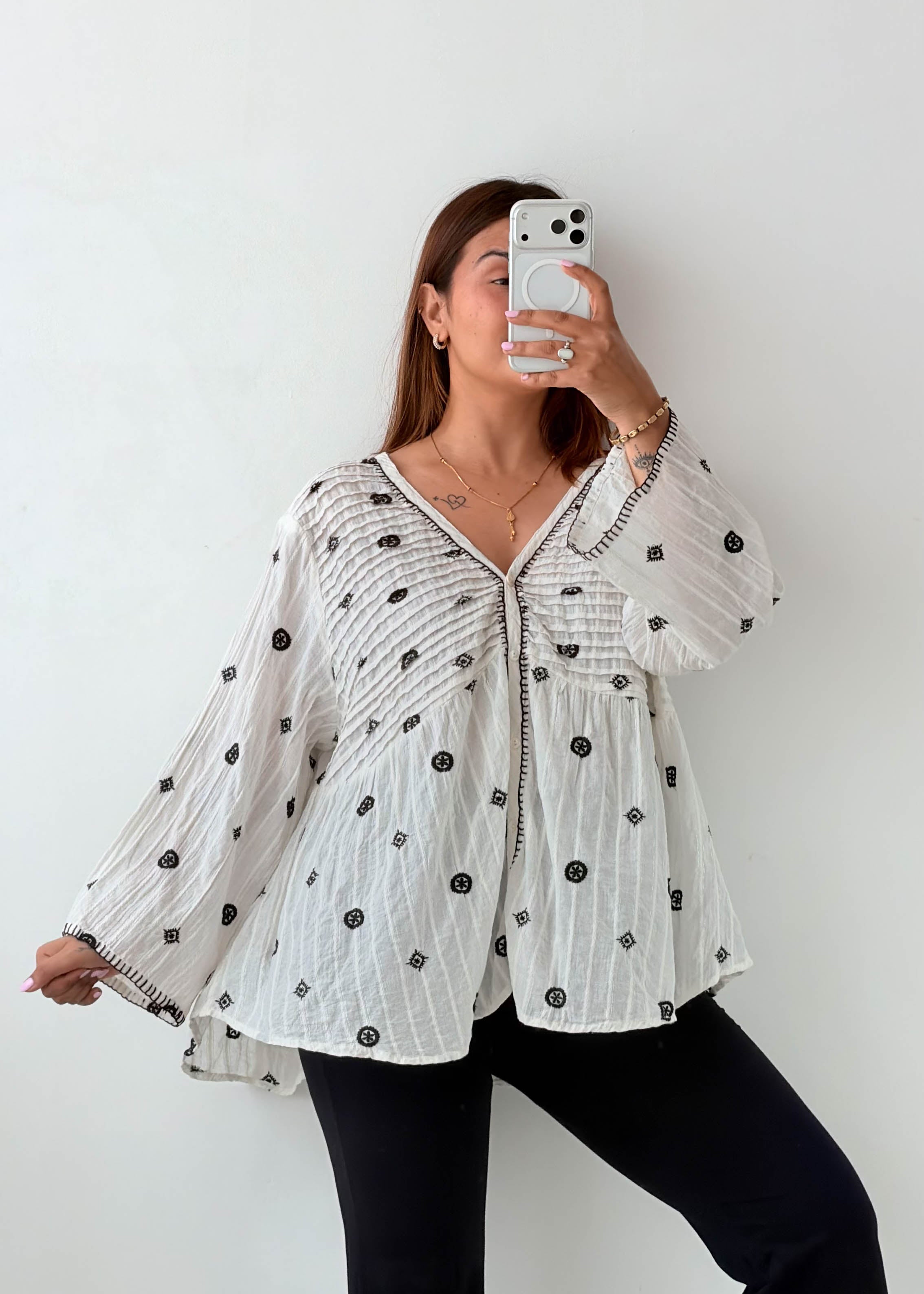 Size L-XL White Embroidered Boho Blouse