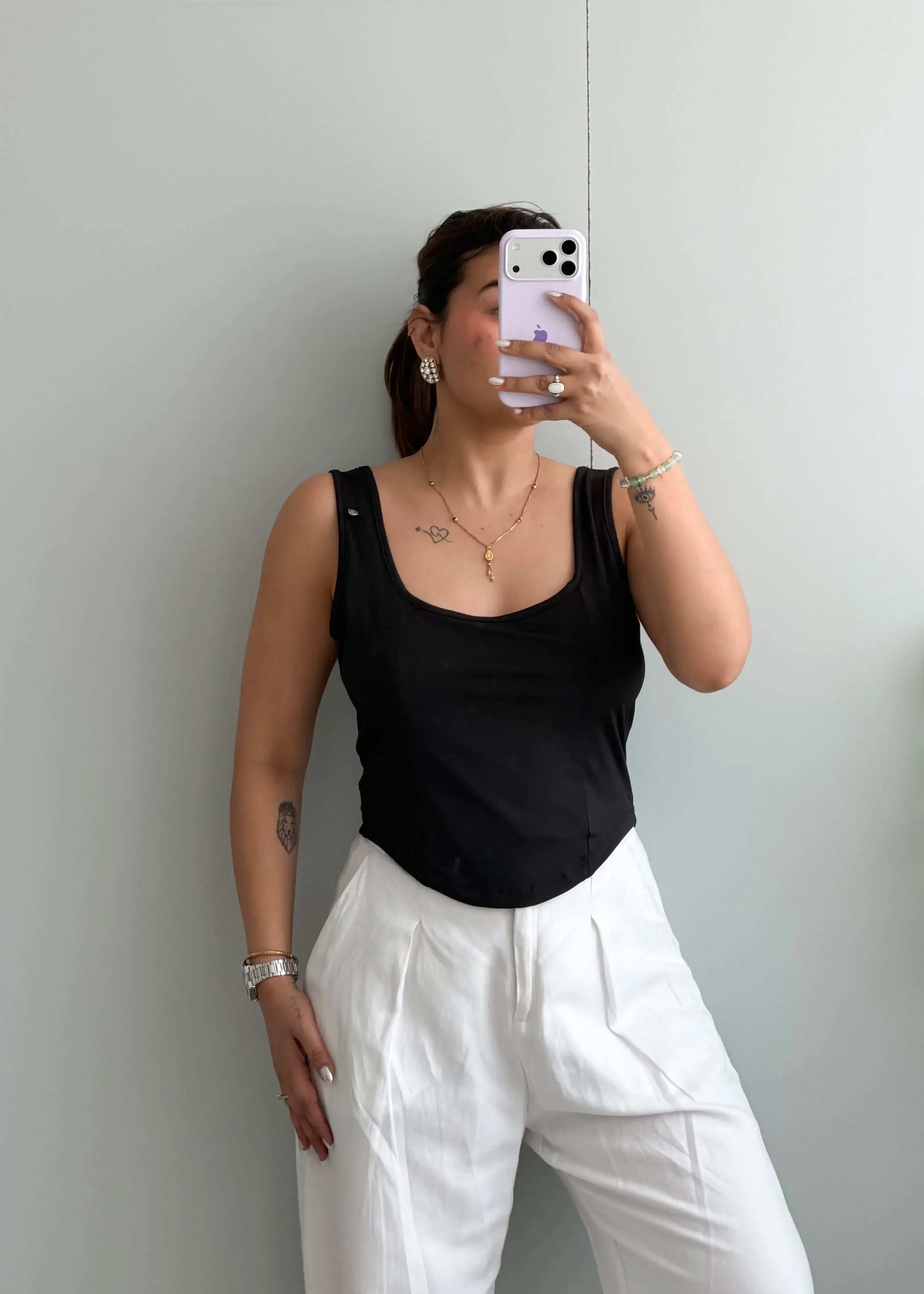 Size M-L, Black Scoop Neck Tank Top - Closet by Payal