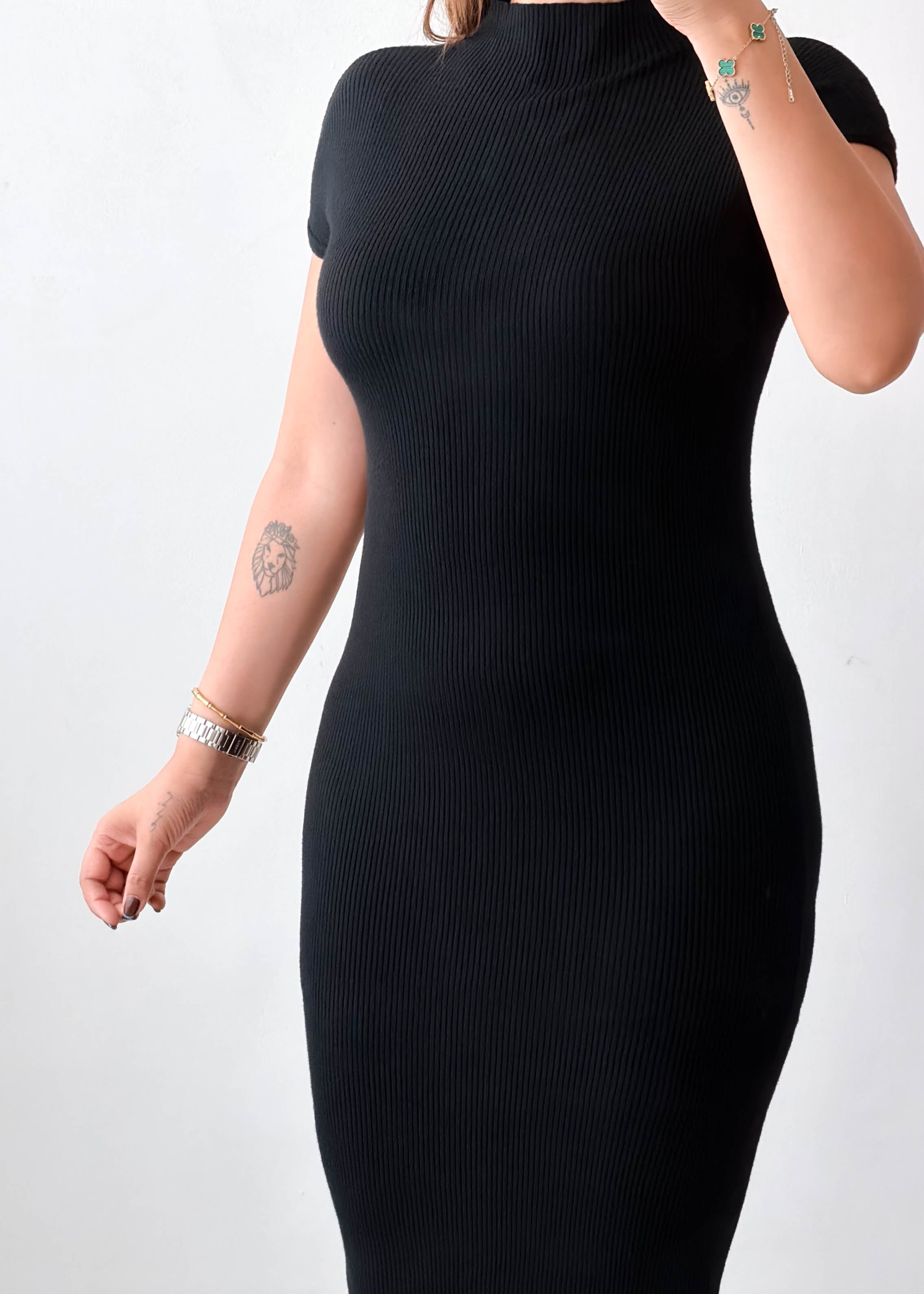Size S-M Black High Neck Midi Dress