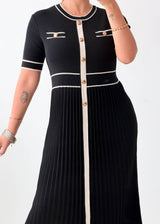Size L-XL Black Contrast Trim Pleated Knit Midi Dress
