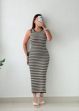 Size M-L Black & Cream Striped Ribbed Knit Maxi Dress