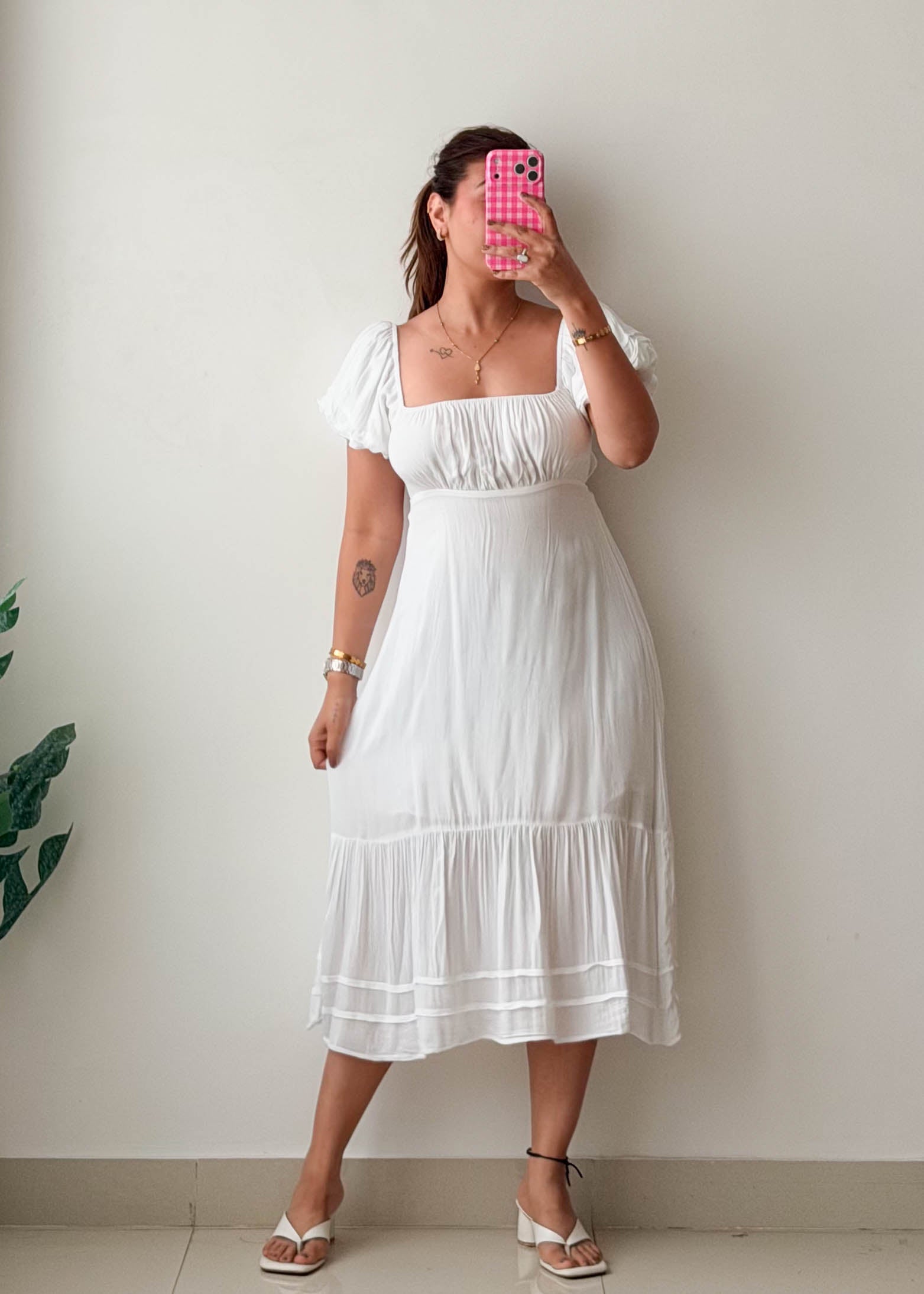 Size S-M White Puff Sleeve Midi Dress