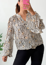 Size S-M White Leaf Print Ruffle Top