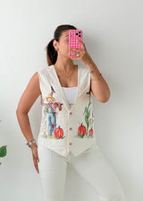 Size L-XL White Printed Button Vest