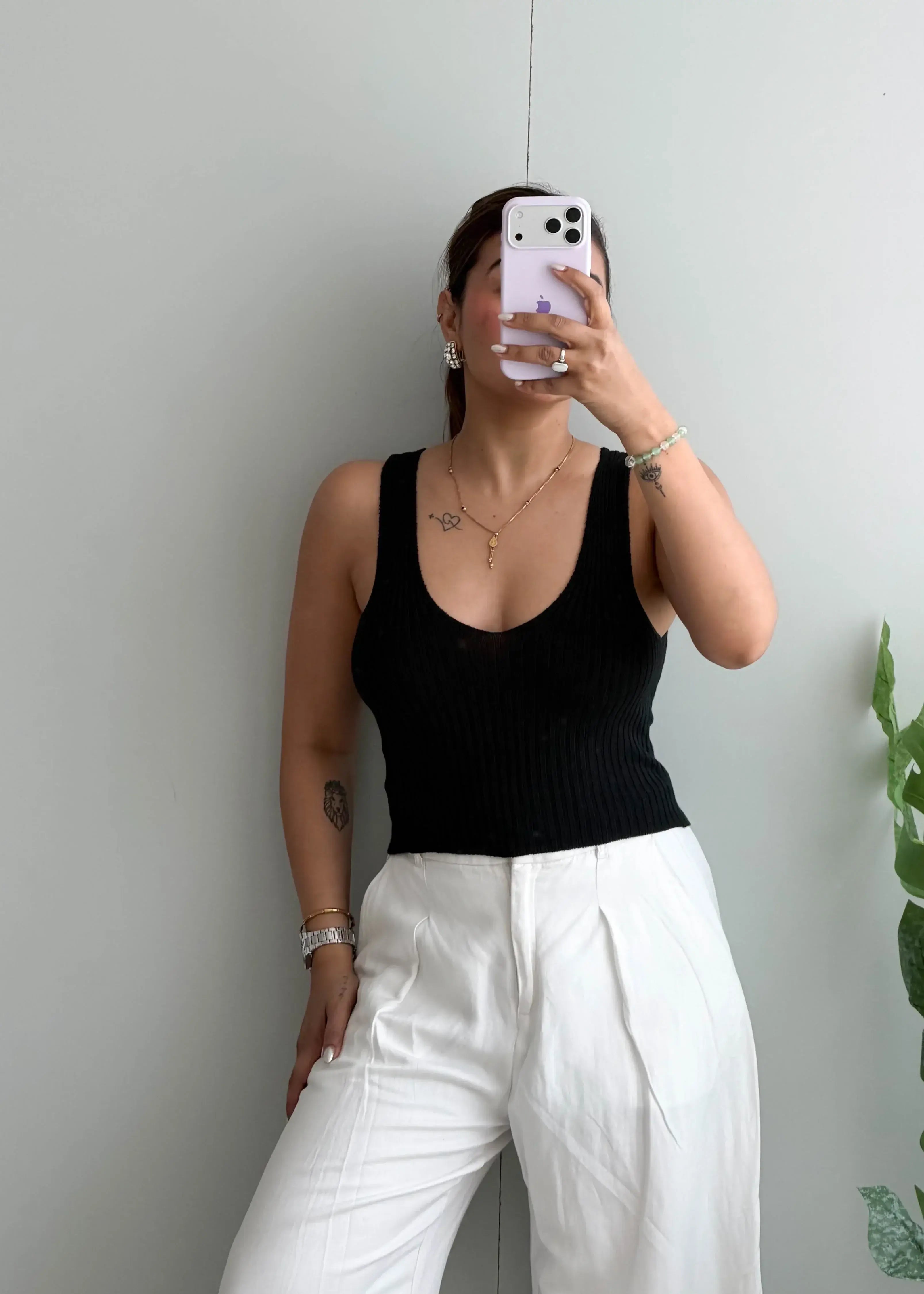 Size S-M, Black Deep Neck Tank Top - Closet by Payal