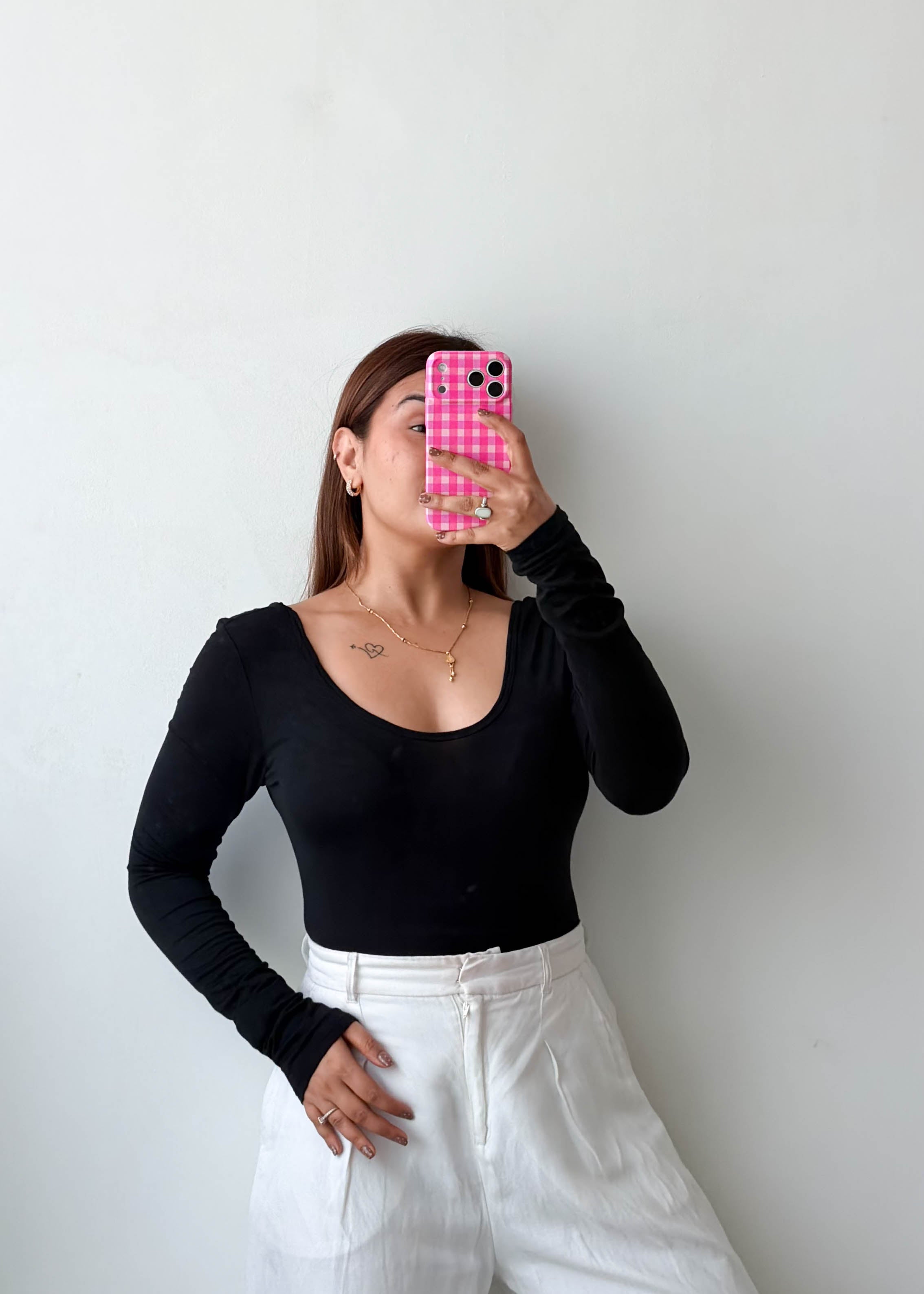 Size M-L Black Scoop Neck Bodysuit