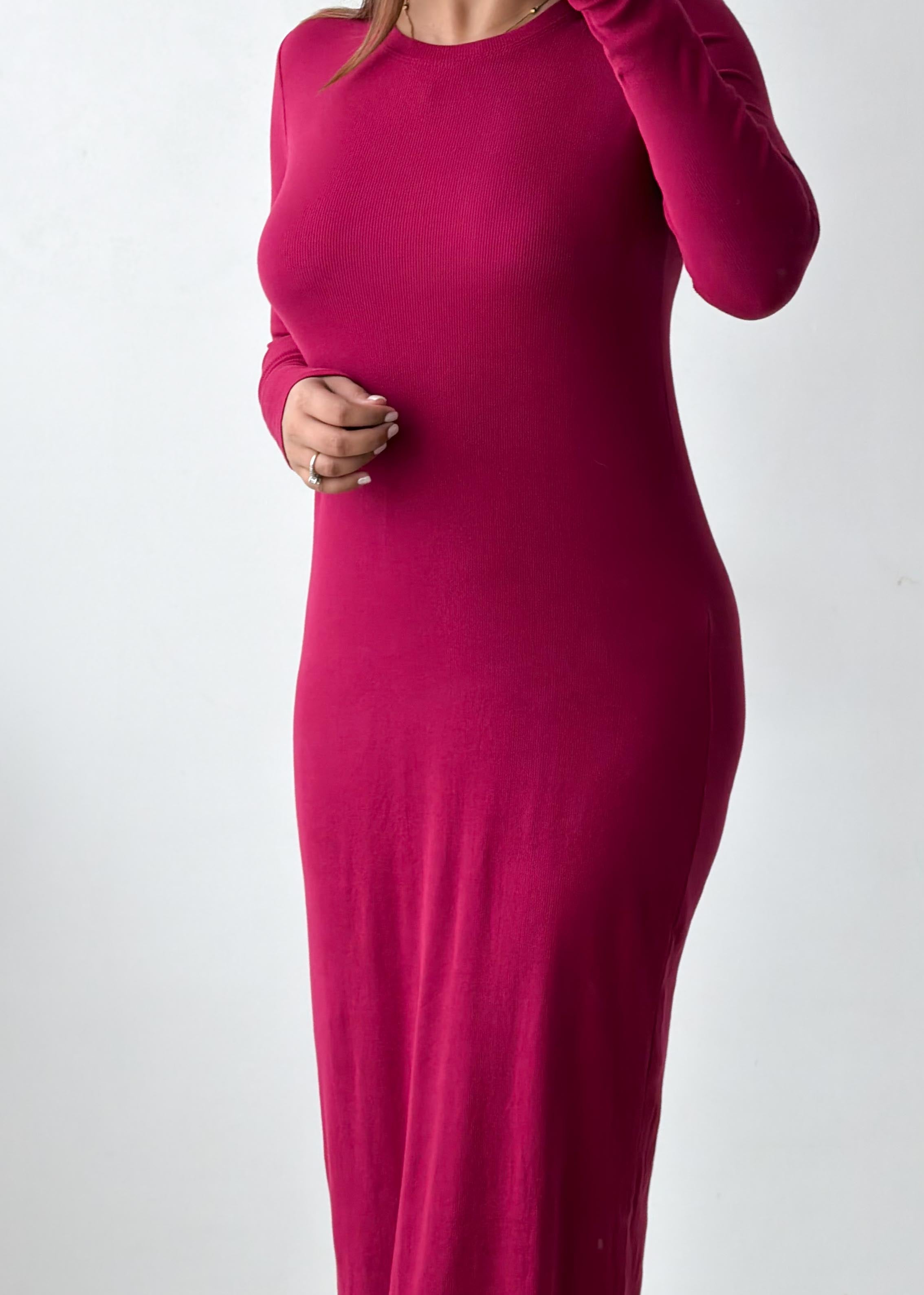 Size M-L Wine Ribbed Knit Maxi Dress