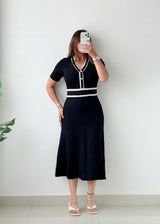 Size S-M Black Contrast Trim Knit Midi Dress