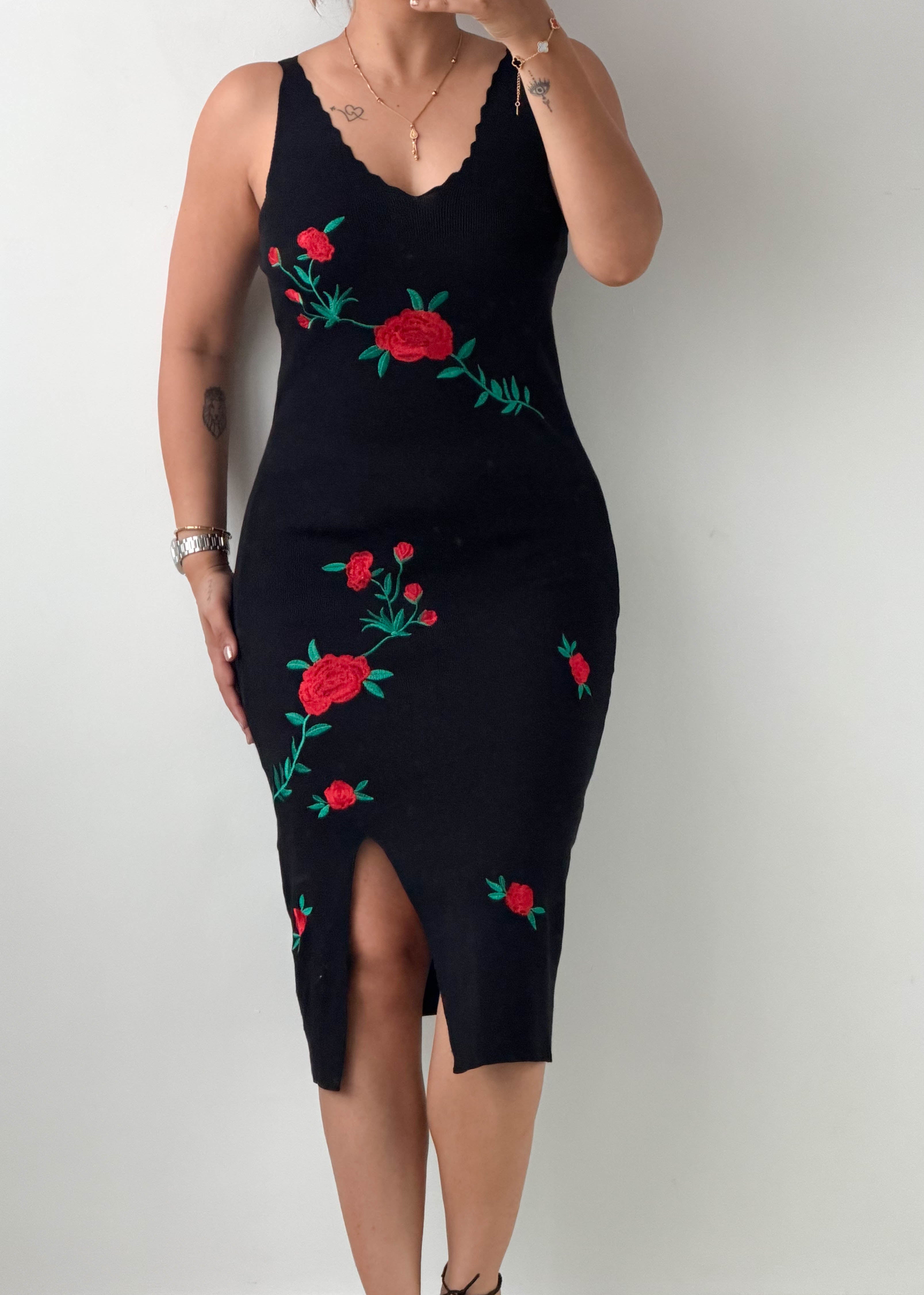 Size S-M Black Floral Embroidered Knit Midi Dress