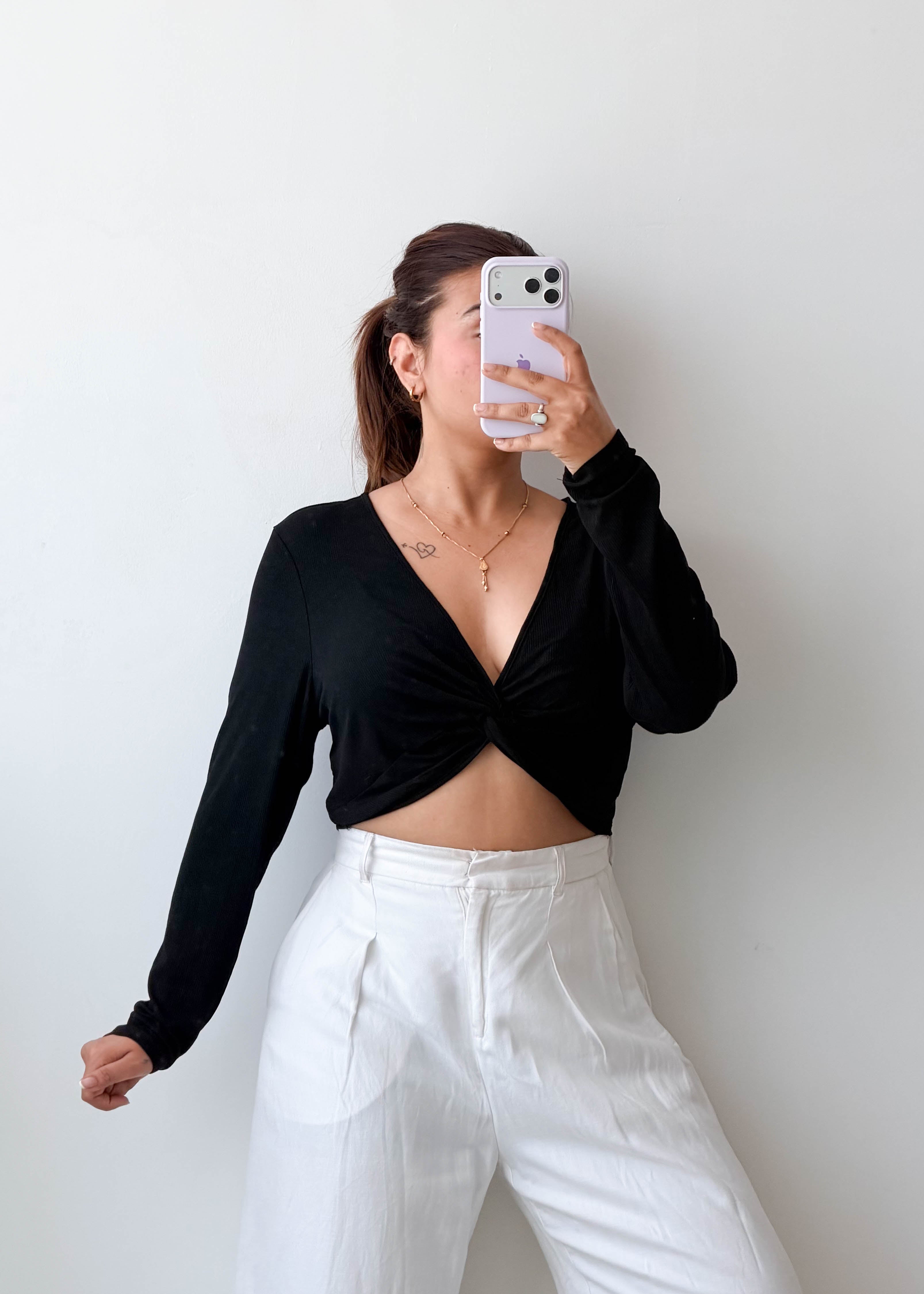 Size L-XL Black Twist Front Crop Top