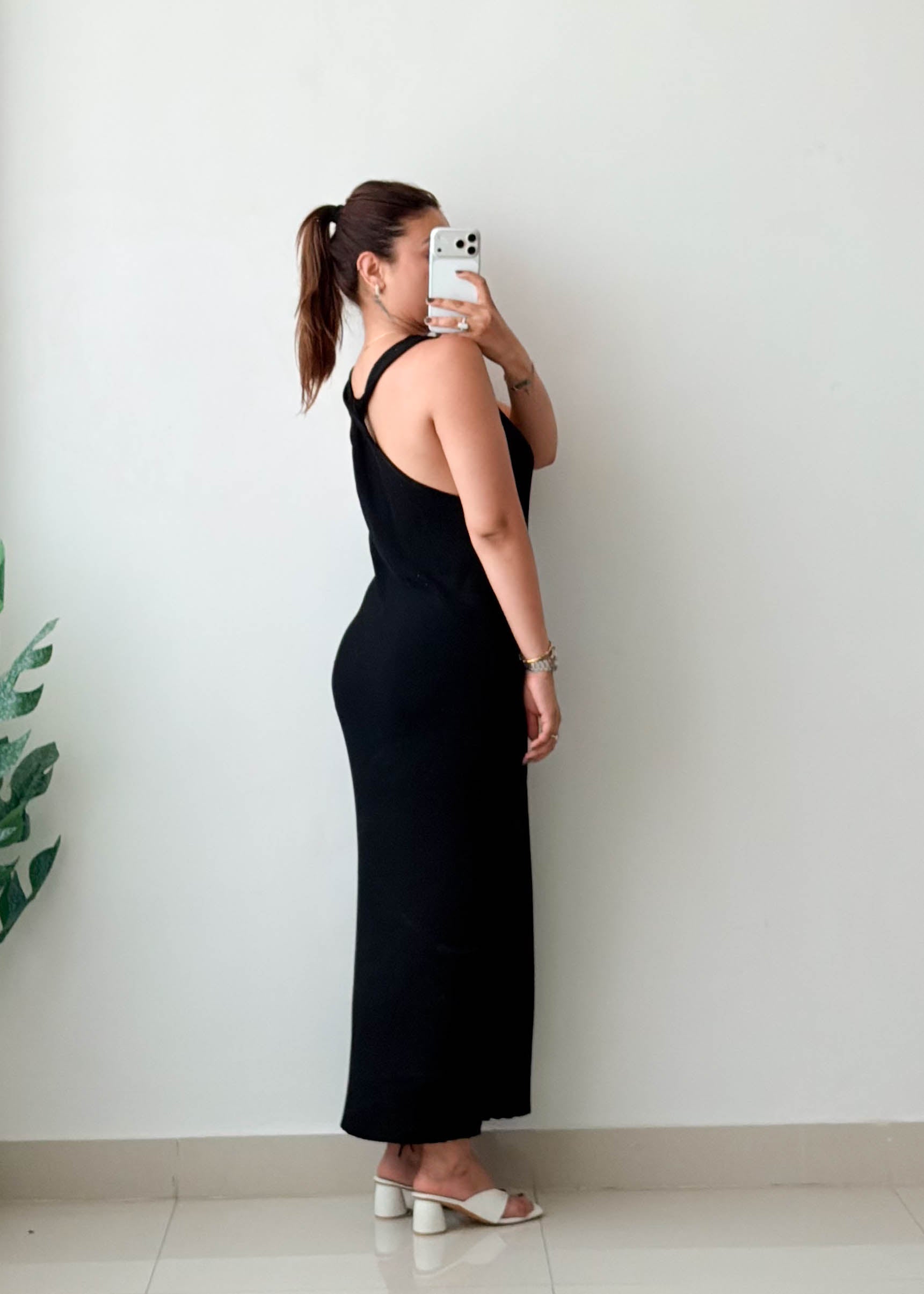 Size L-XL Black Sleeveless Maxi Dress