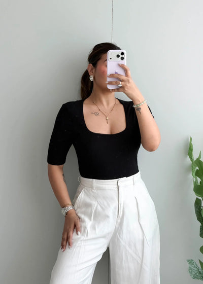 Size M-L, Black Half Sleeve Fitted Top - Closet by Payal