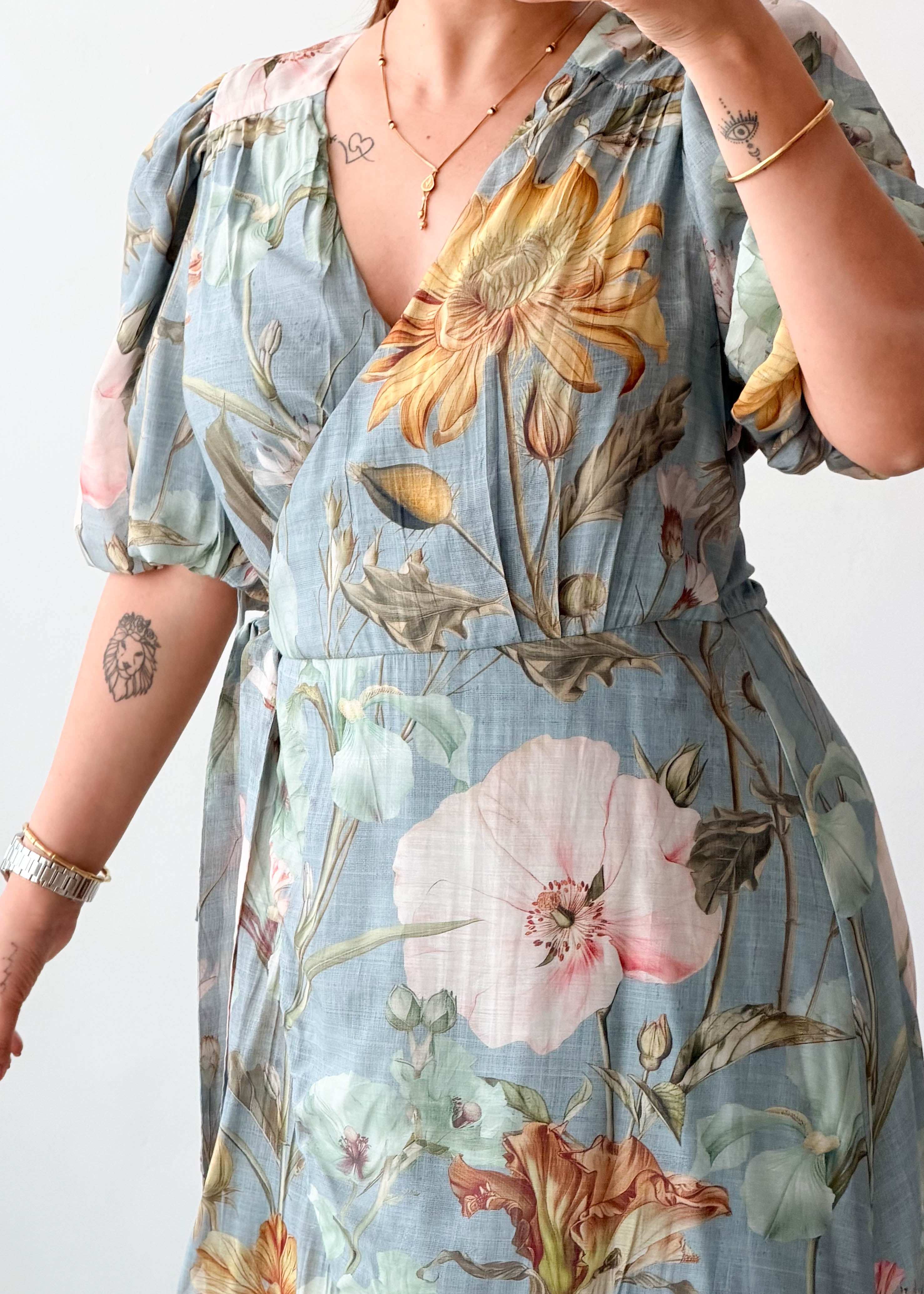 Size M-L Blue Floral Wrap Maxi Dress With Lining
