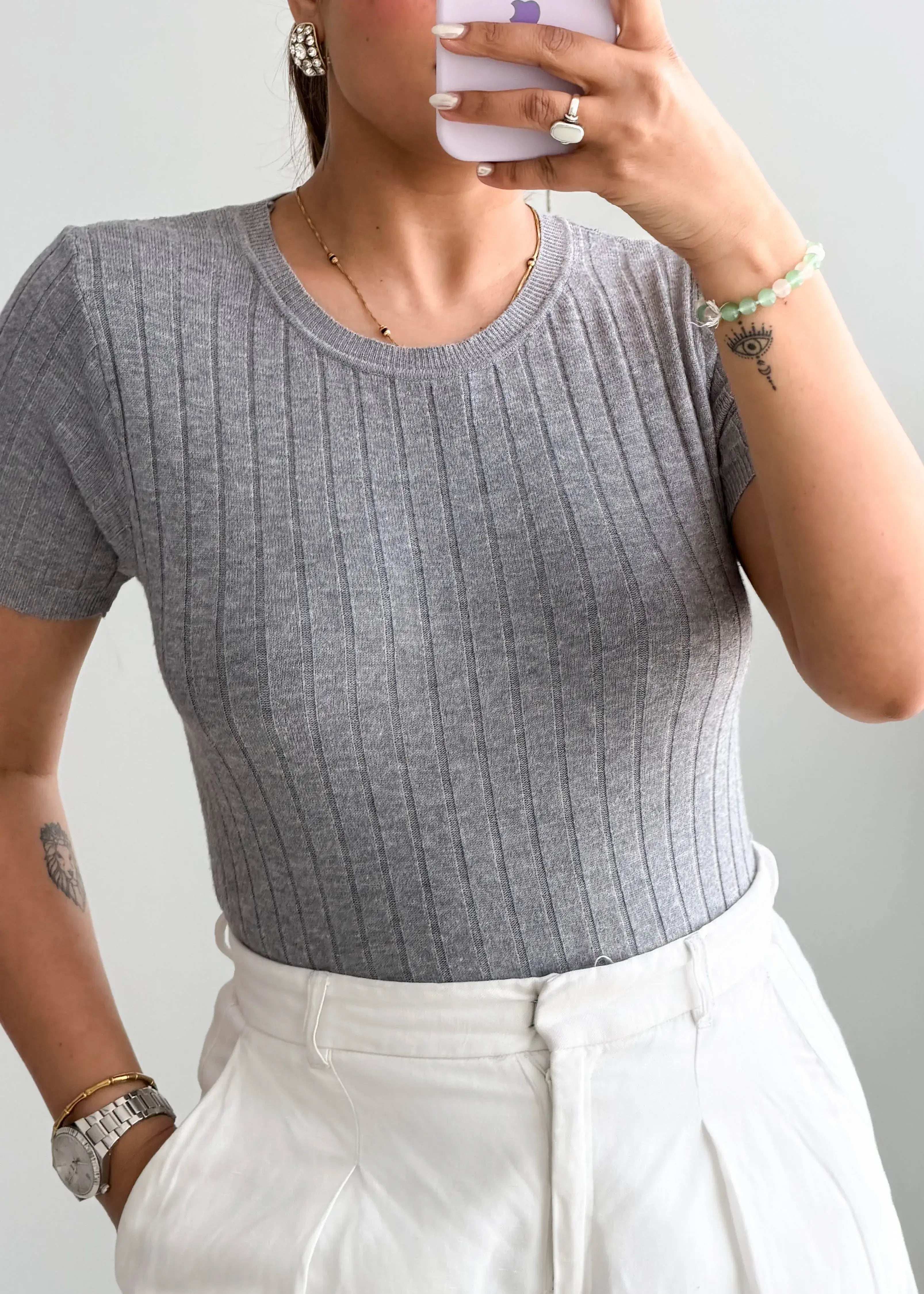 Size S-M, Grey Ribbed Half Sleeve Top - Closet by Payal