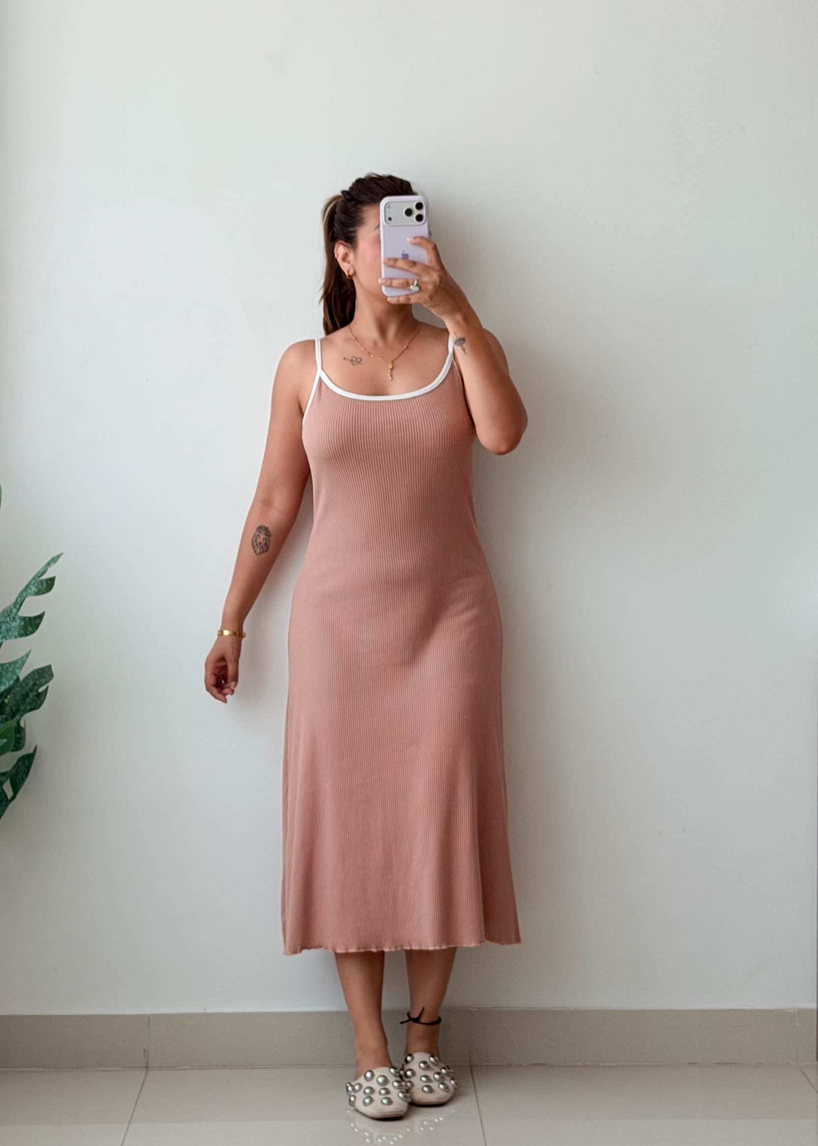 Size M-L Blush Pink Ribbed Midi Dress