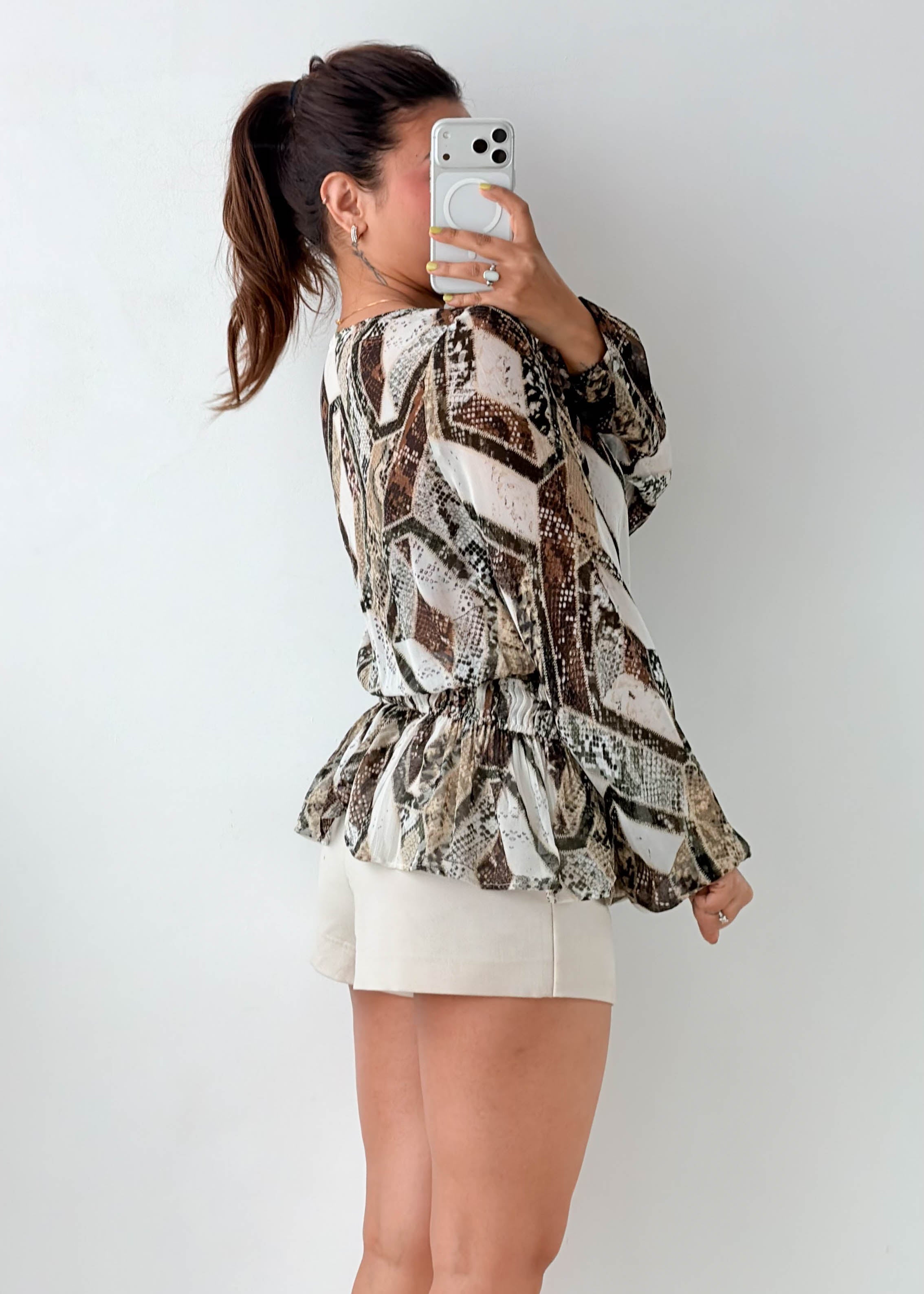 Size S-M Brown Abstract Peplum Top