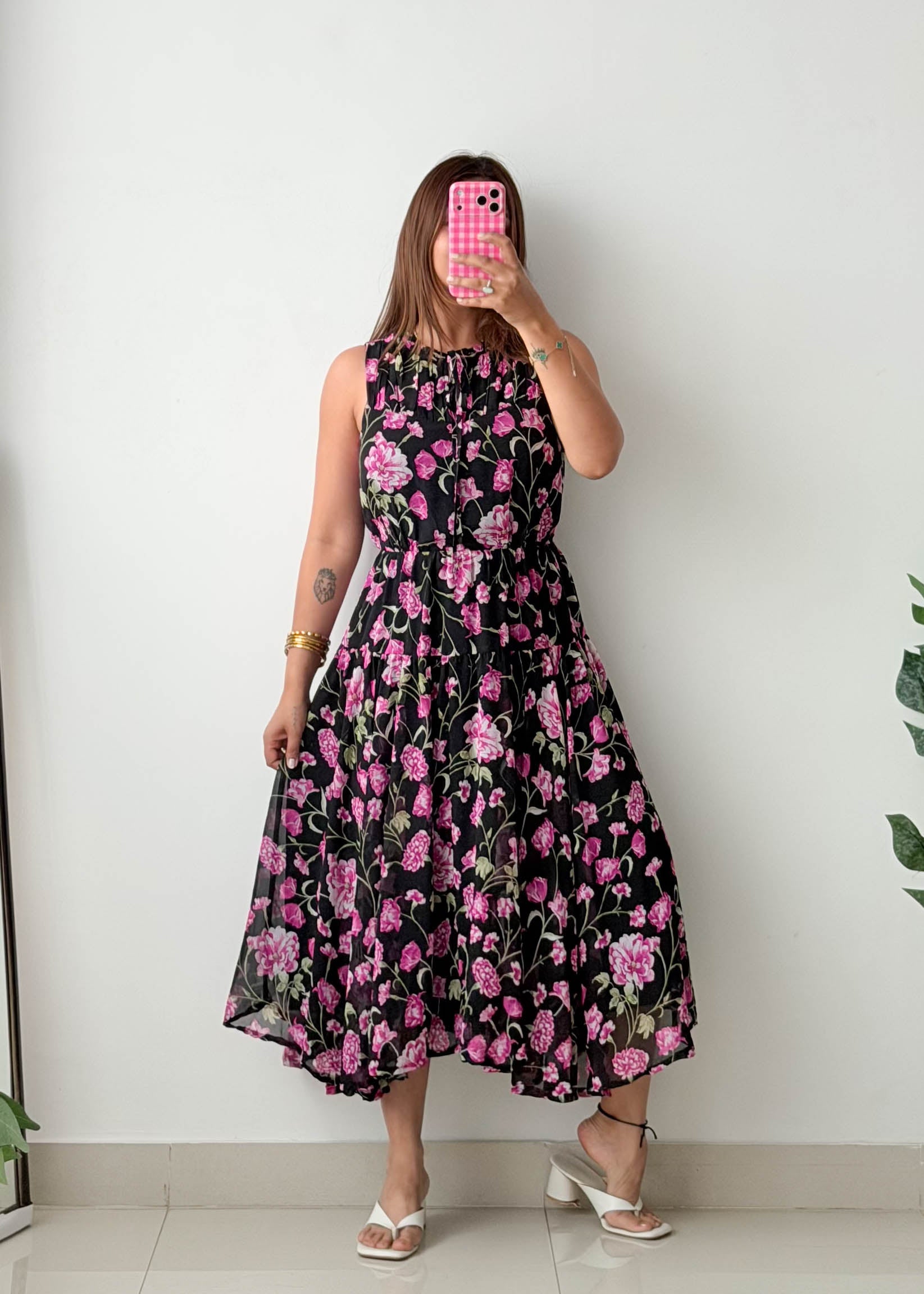 Size S-M Black Floral Midi Dress
