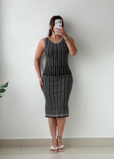 Size S-M Black & White Textured Knit Midi Dress