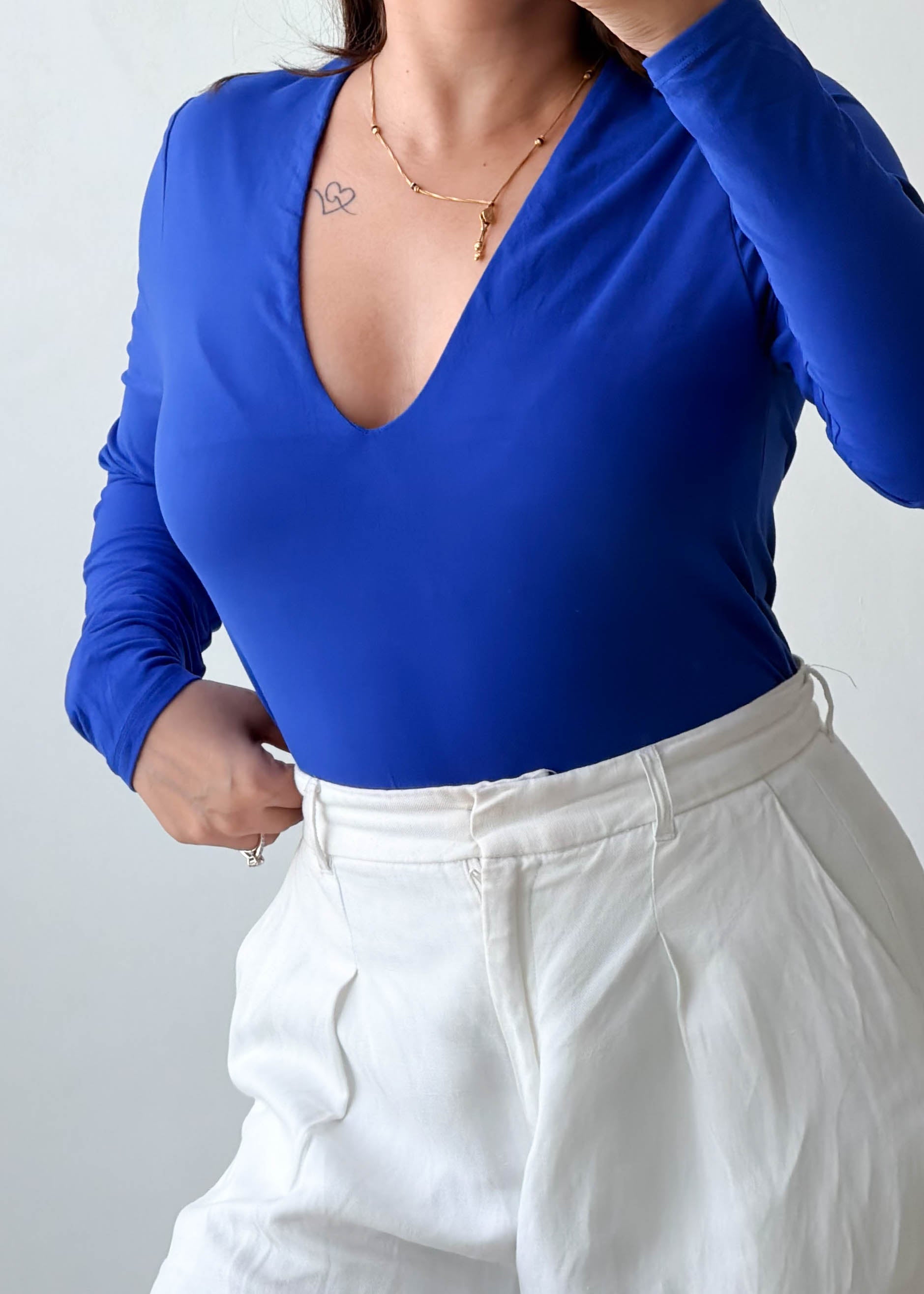 Size L-XL Royal Blue V-Neck Long Sleeve Bodysuit