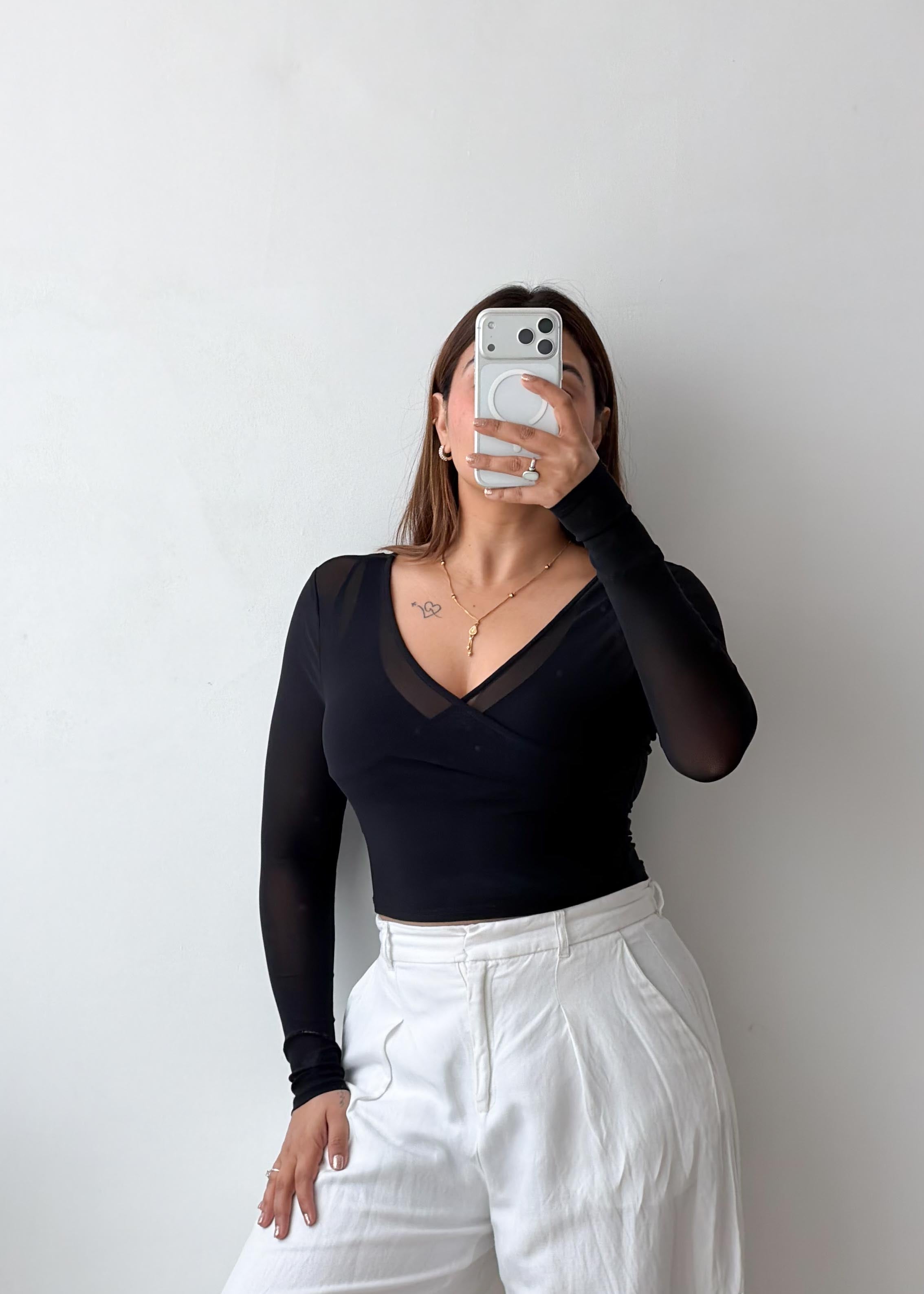 Size XS-M Black Wrap style V-Neck Top