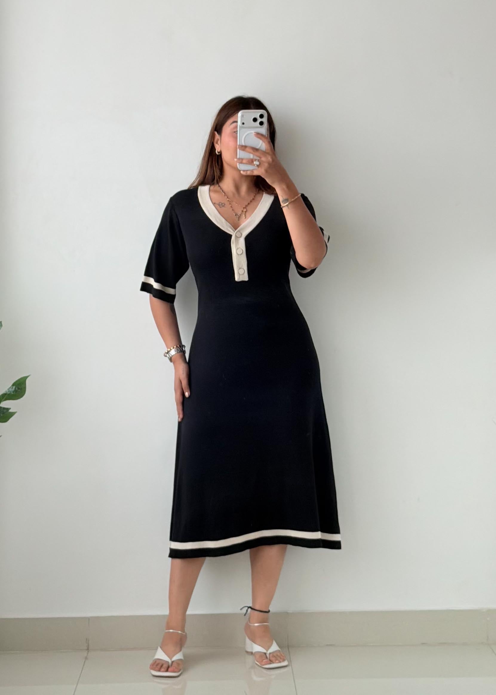 Size L-XL Black Contrast Trim Knit Midi Dress