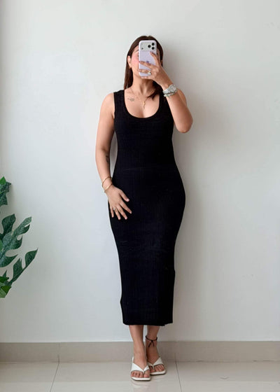 black ribbed bodycon midi dress Size M-L Black Ribbed Bodycon Midi Dress – Closet by Payal