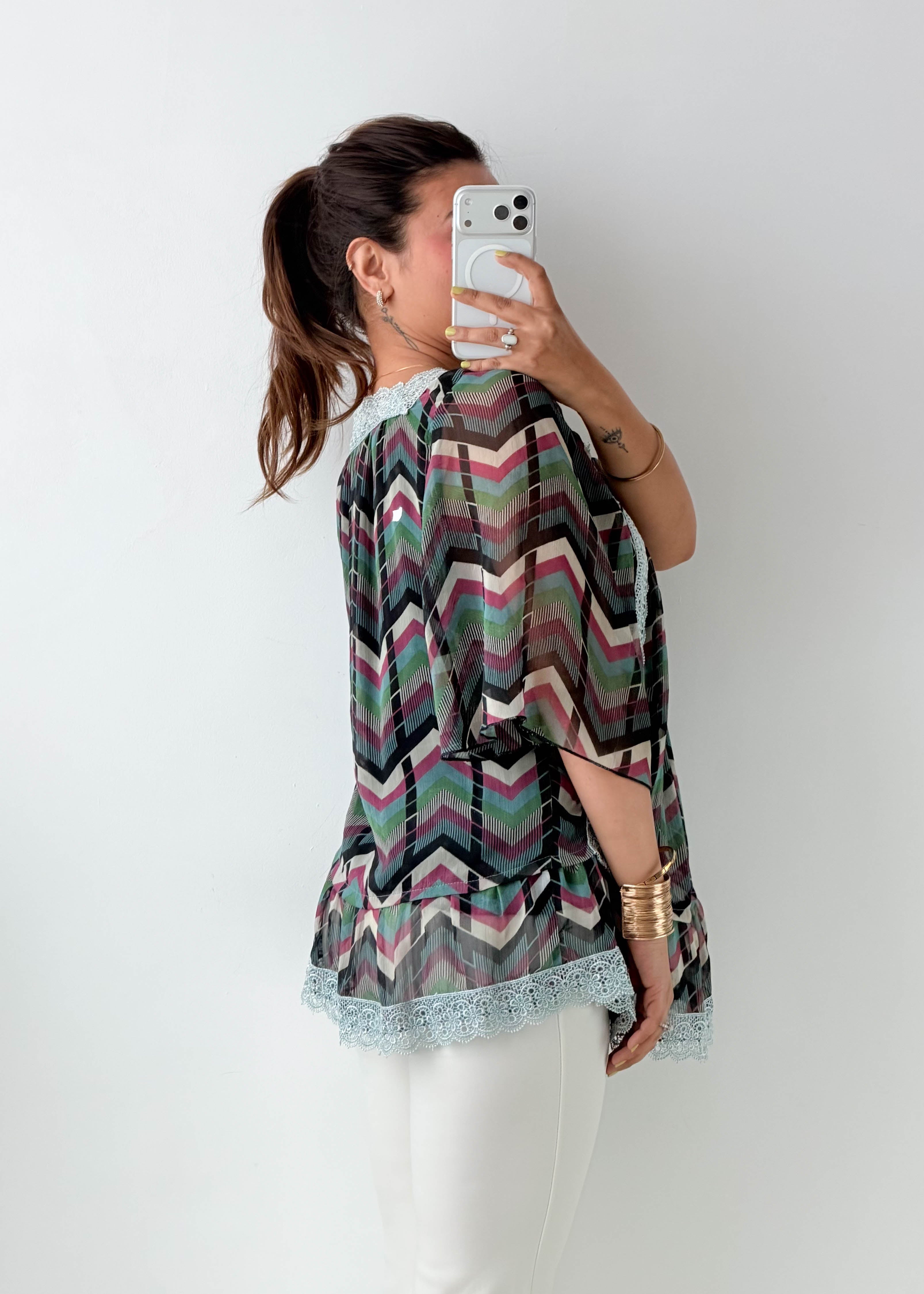 Size M-L Multicolor Chevron Lace Trim Top